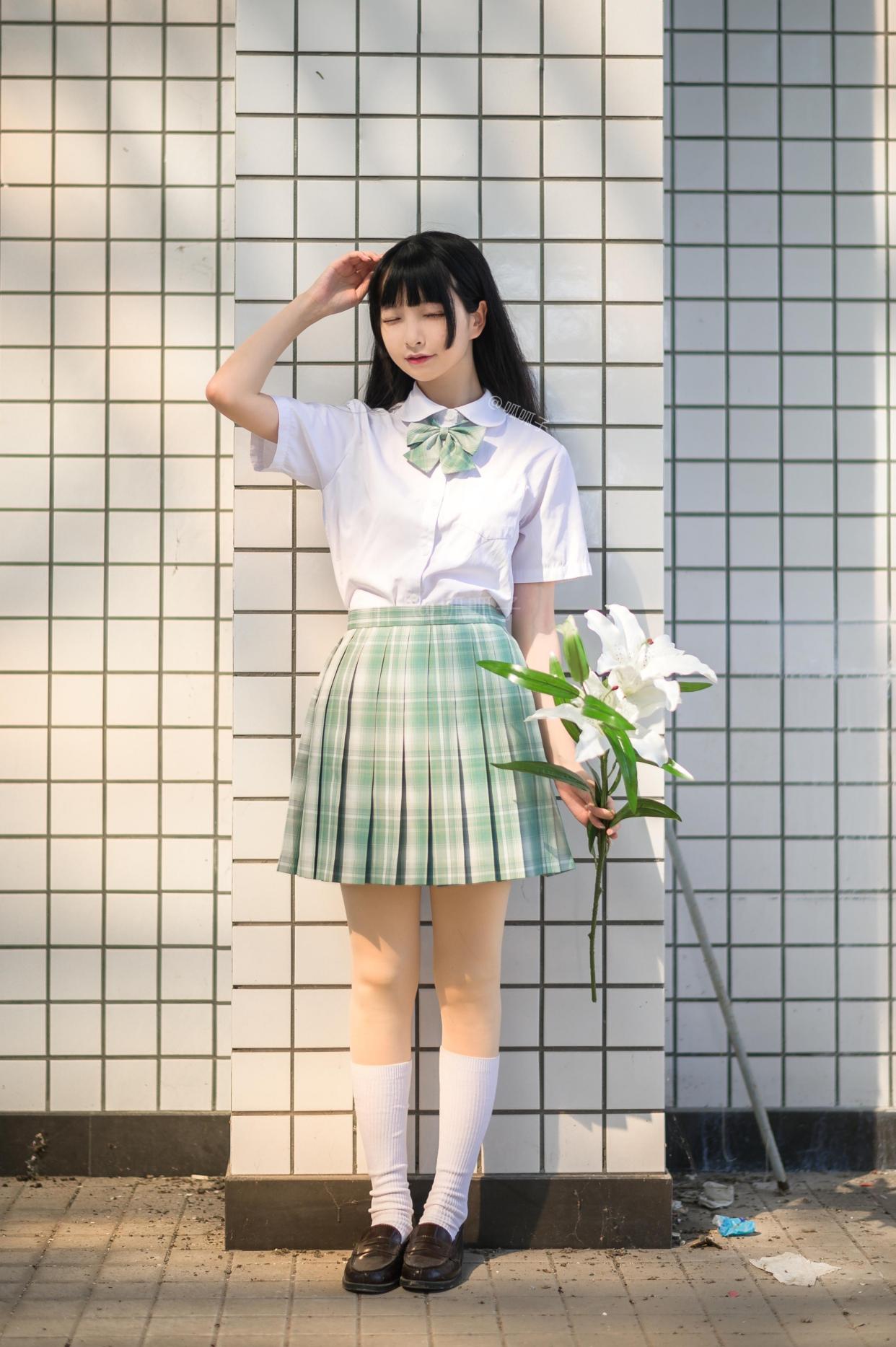 jk制服:黑长直,学生装,瓜子脸,你爱了吗?