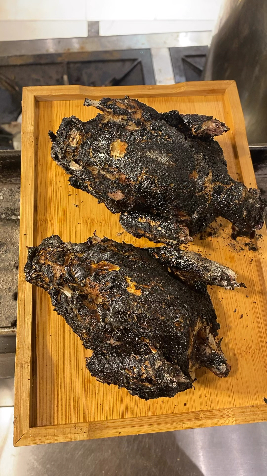 带毛烧鸽子那小味绝了