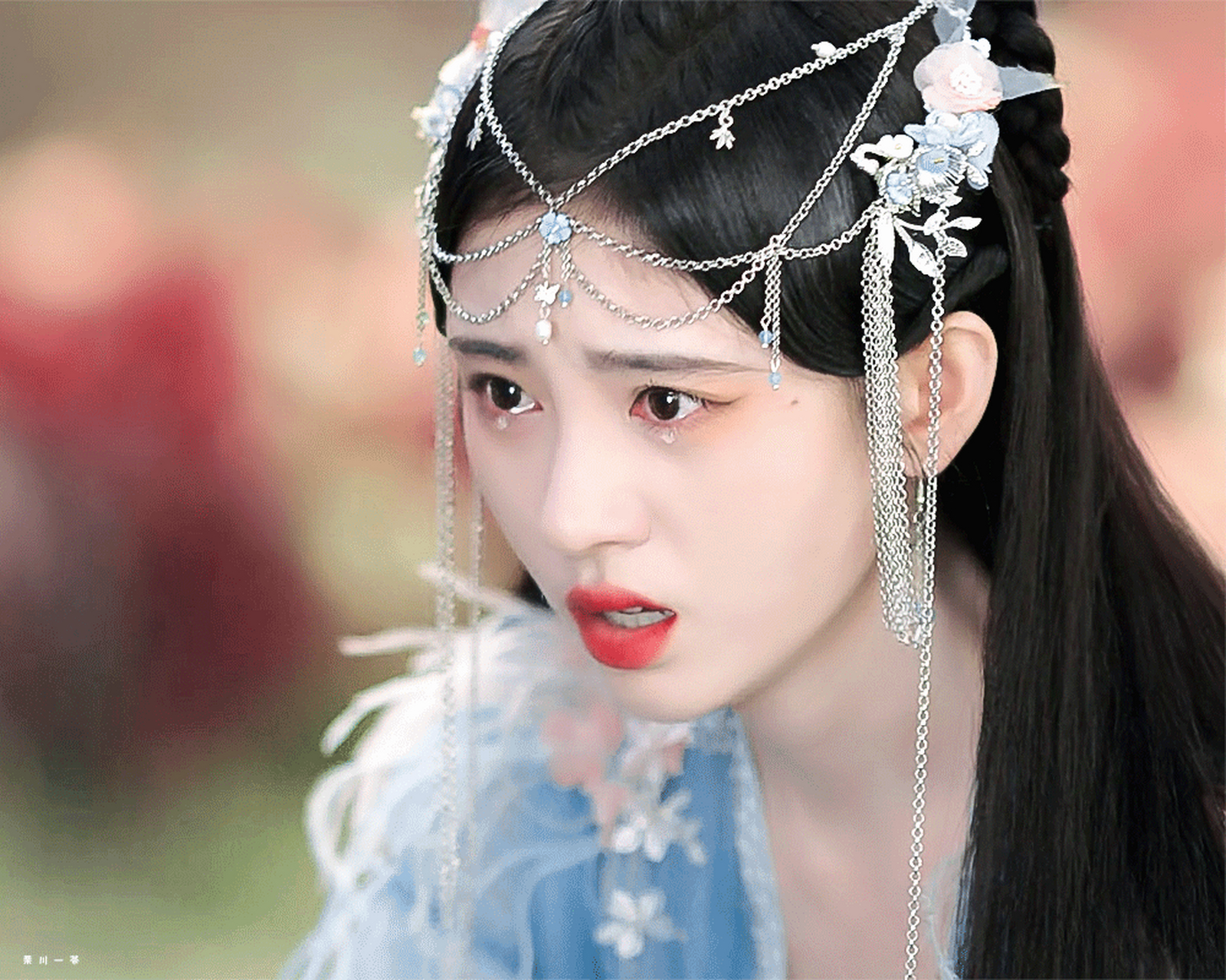 《花戎》鞠婧祎哭的好美,来人多杀几个朋友让魏枝哭一哭.