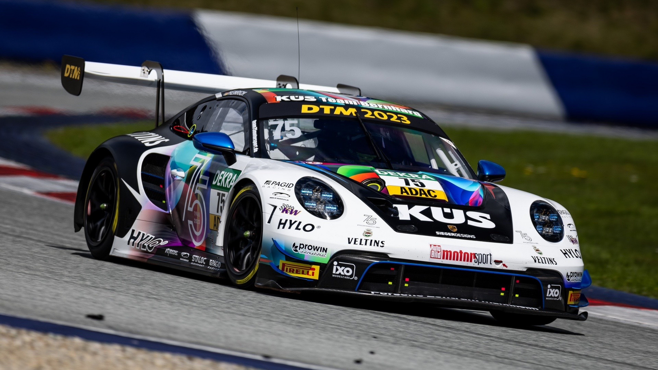 跑车的精妙拉花