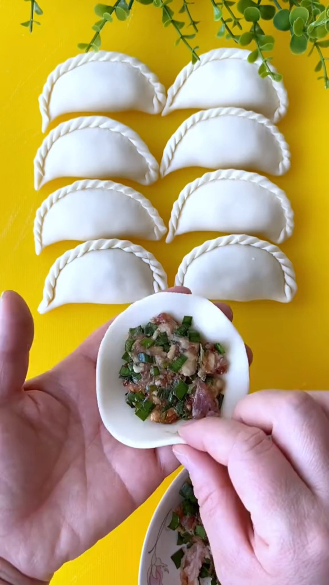 花边饺子慢动作手法