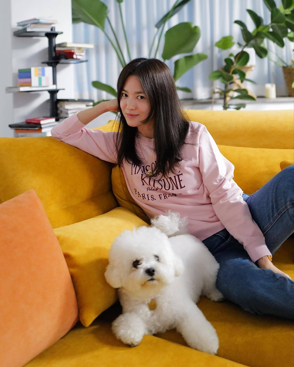 宋慧乔生活照,42岁的她看起来非常年轻.