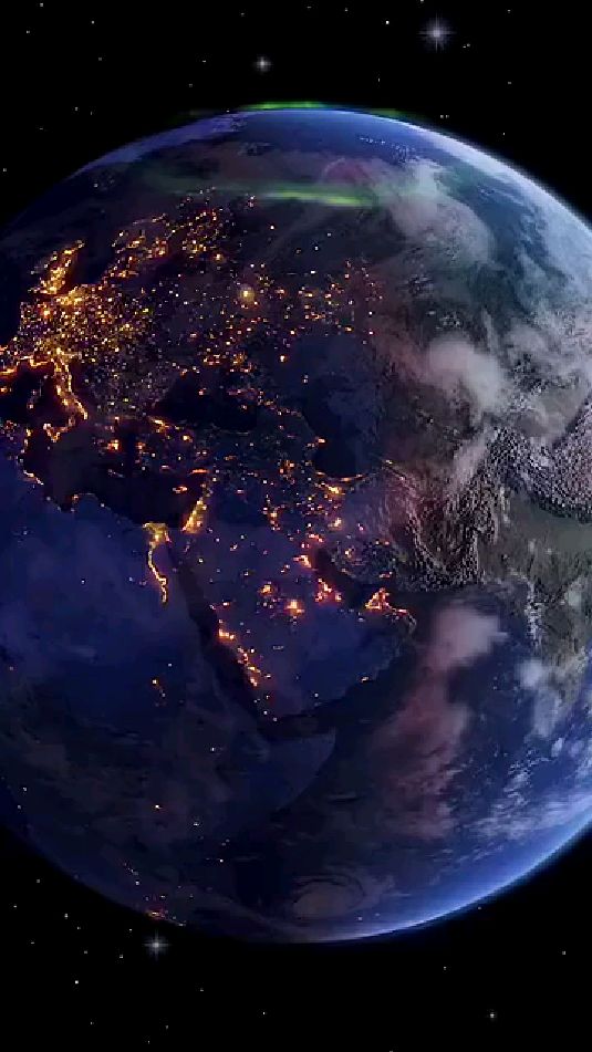 太空视角来看地球,来自太空的豪华灯光秀,昼夜交替,斗转星移-度小视