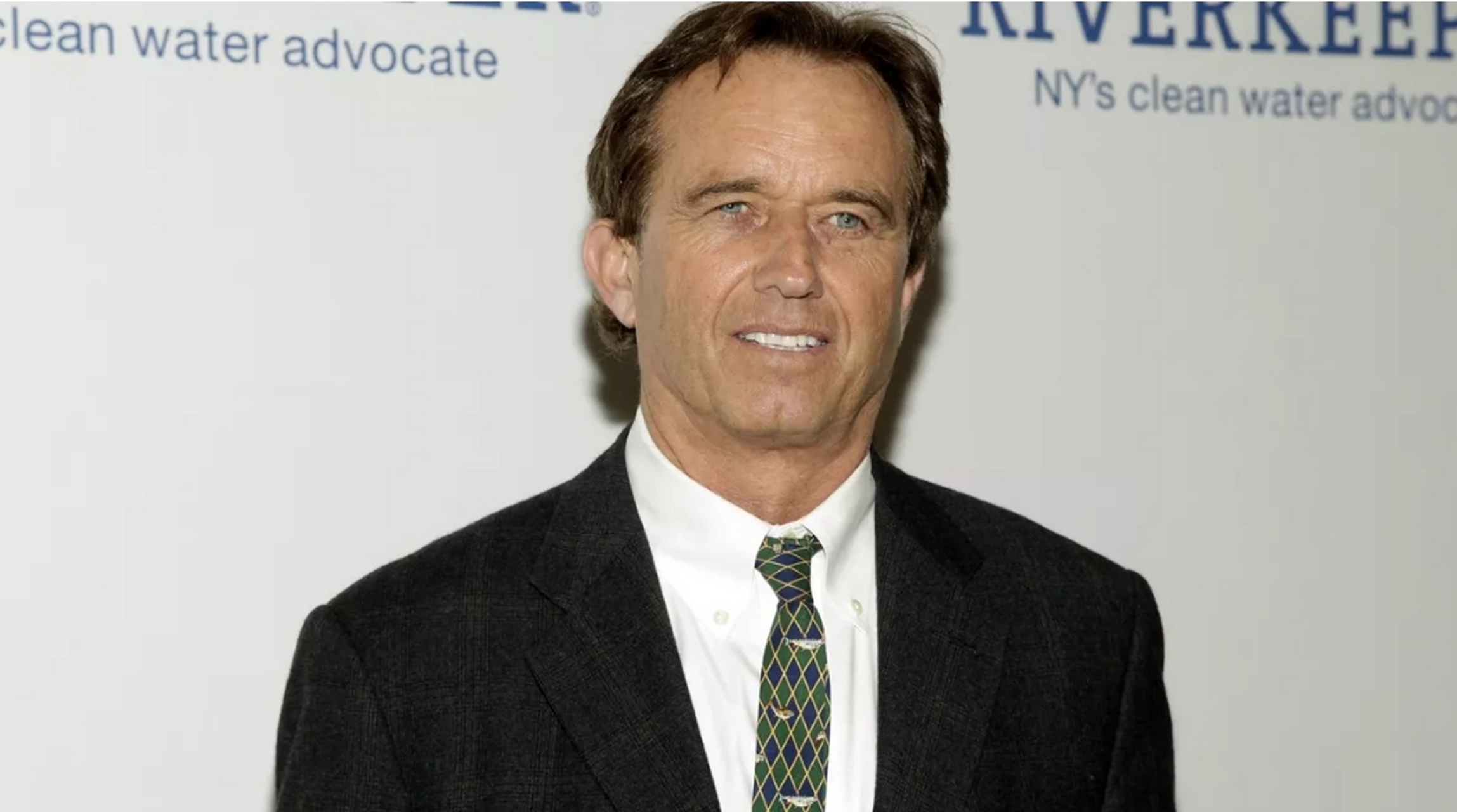 小罗伯特·肯尼迪竞选民主党人总统提名  小罗伯特·肯尼迪向联邦选举