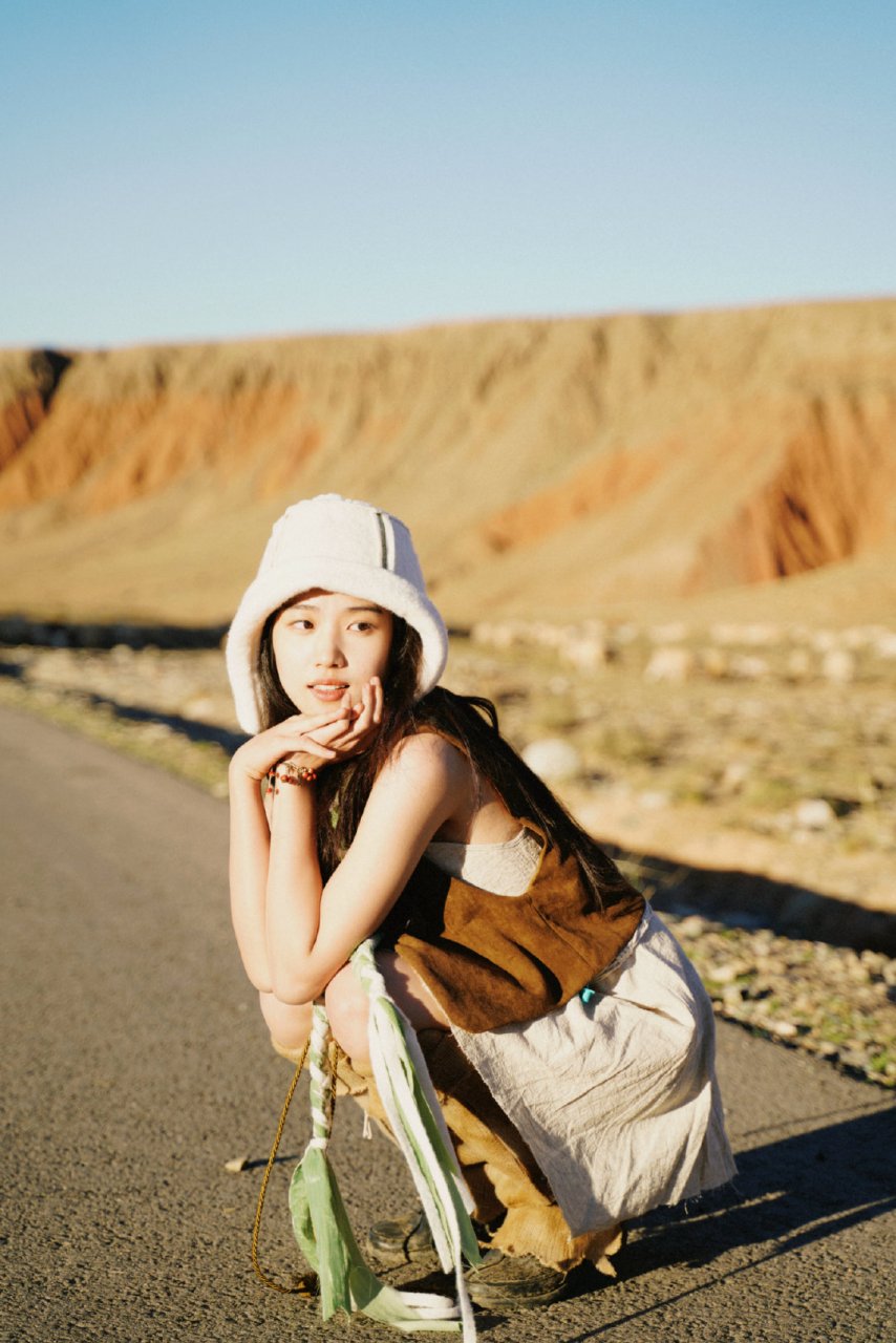 卢昱晓高清壁纸头像(二十三)[比心]