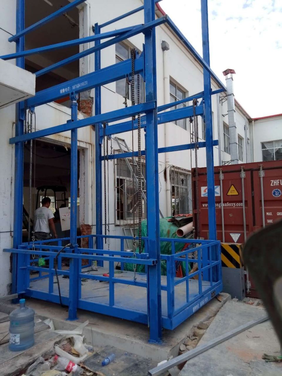 货梯厂家# 车间二层升降货梯 液压升降平台 导轨式升降货梯