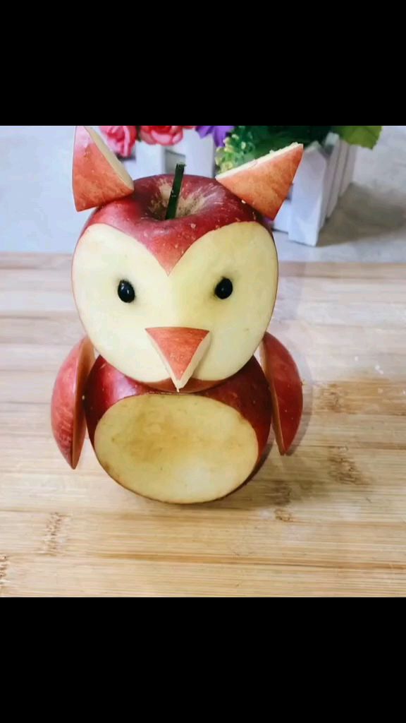 一个苹果秒变猫头鹰