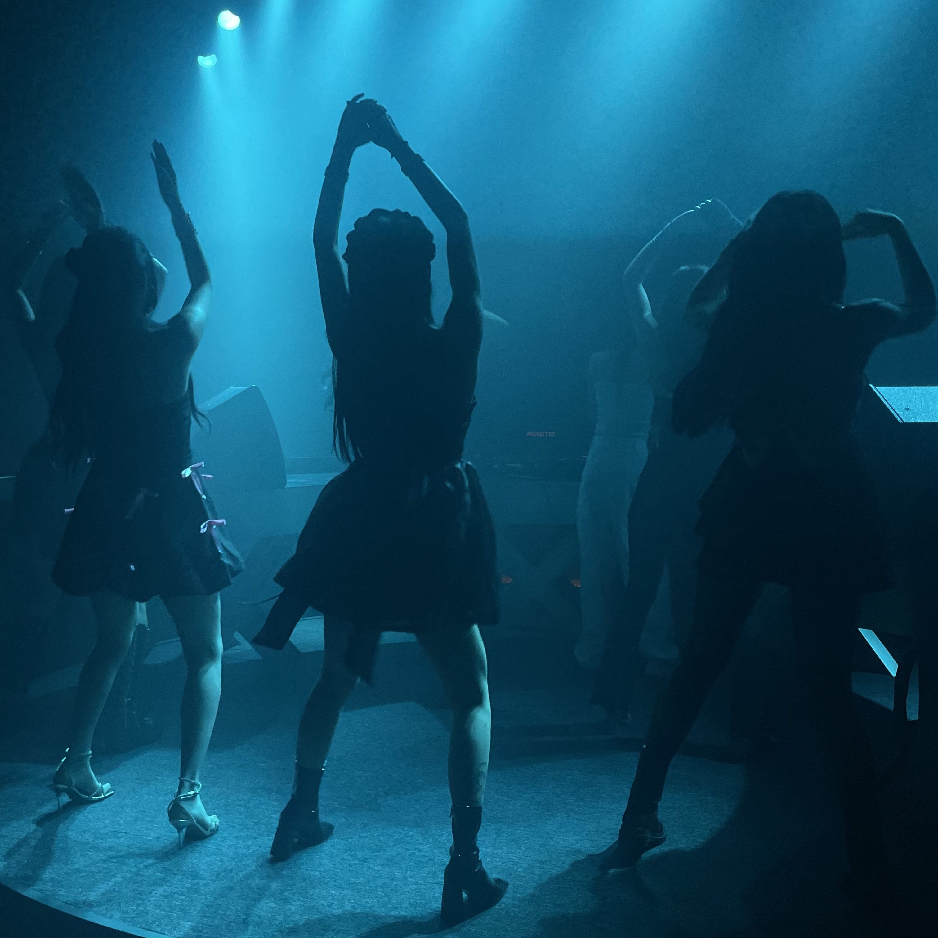 深圳monster怪兽酒吧 美女dj/蹦迪跳舞