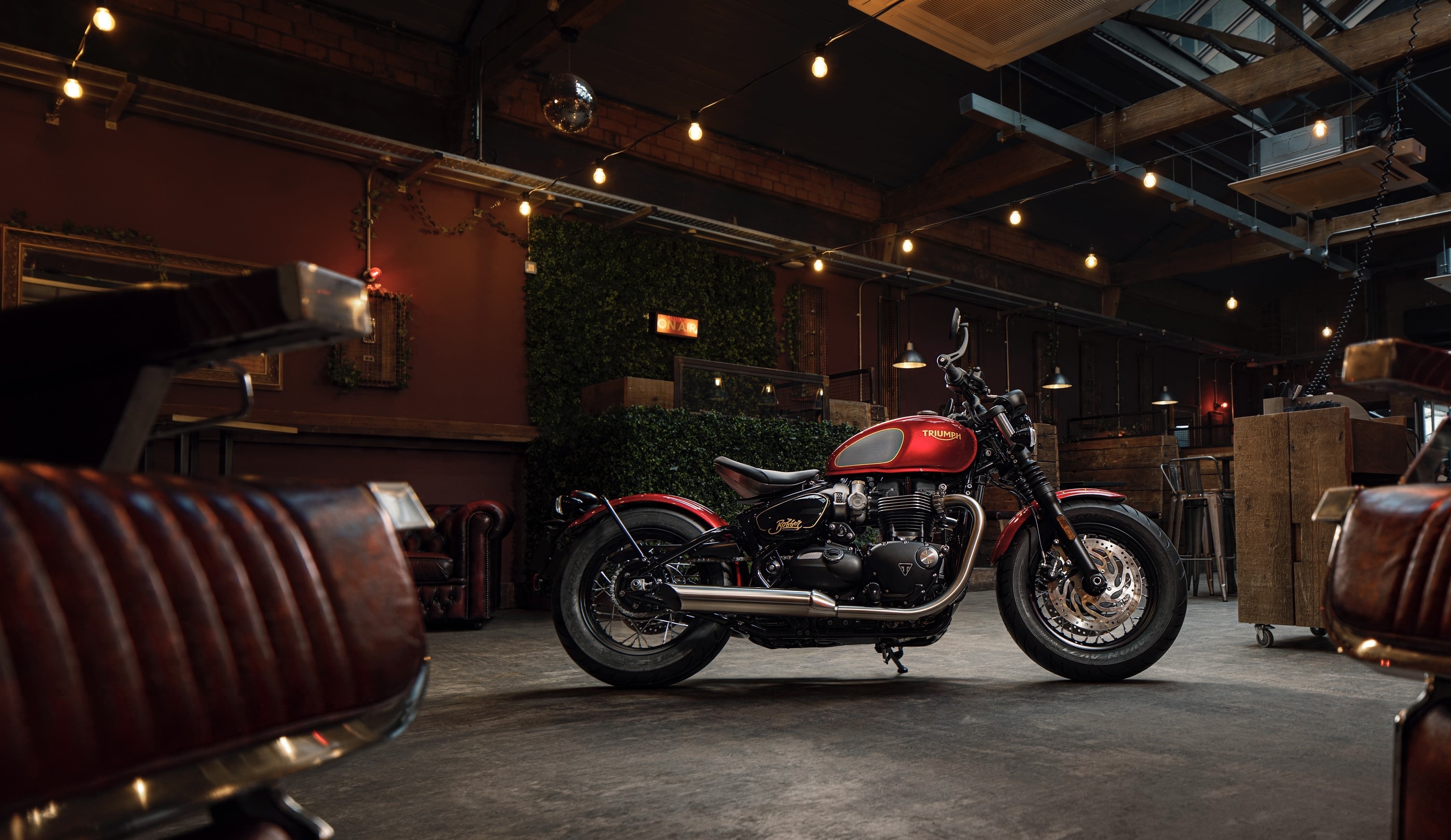 凯旋bonneville bobber非常经典