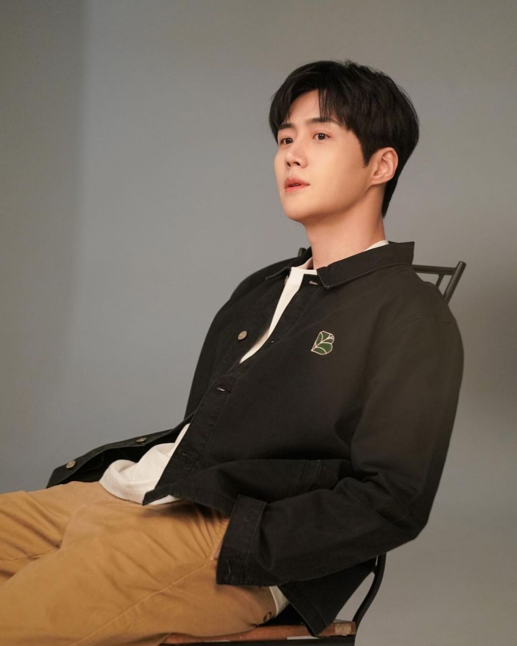 明星穿搭# #明星动态# #金宣虎