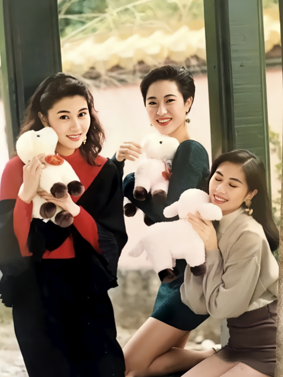 90年代的香港大美女明星,你能喊出她们的名字吗?