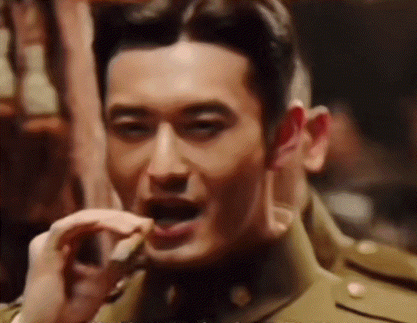 《太平轮》里的黄晓明,氛围感拉满啊,大家说过他油但好像从来没说过他