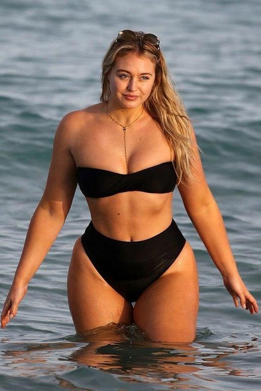 伊斯卡·劳伦斯(iskra lawrence)(一).