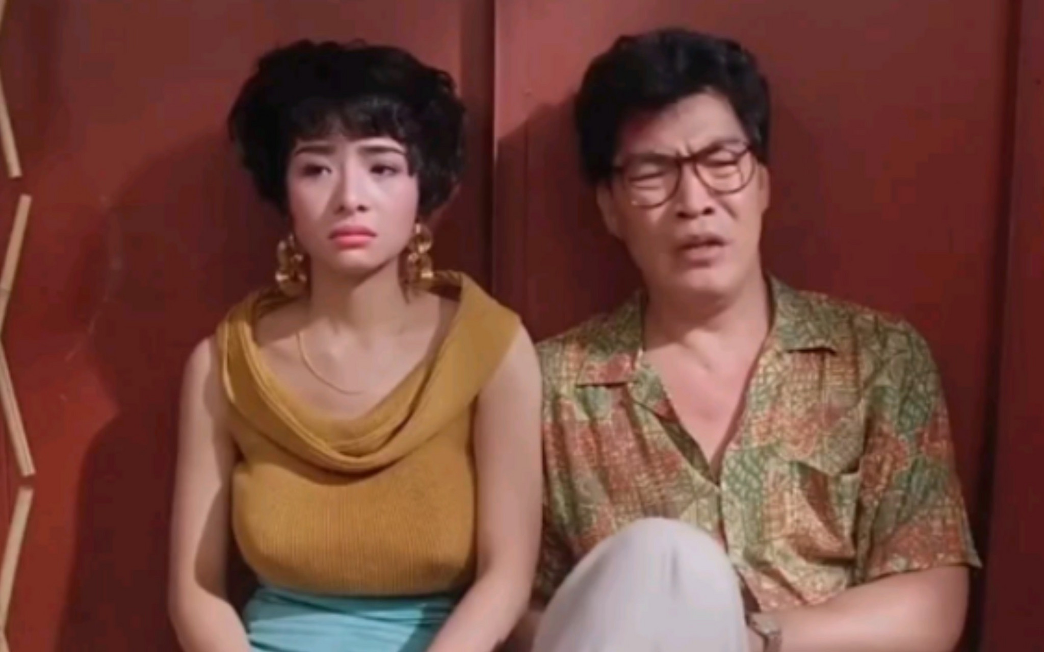 港片性感尤物叶子楣和"大傻哥"成奎安