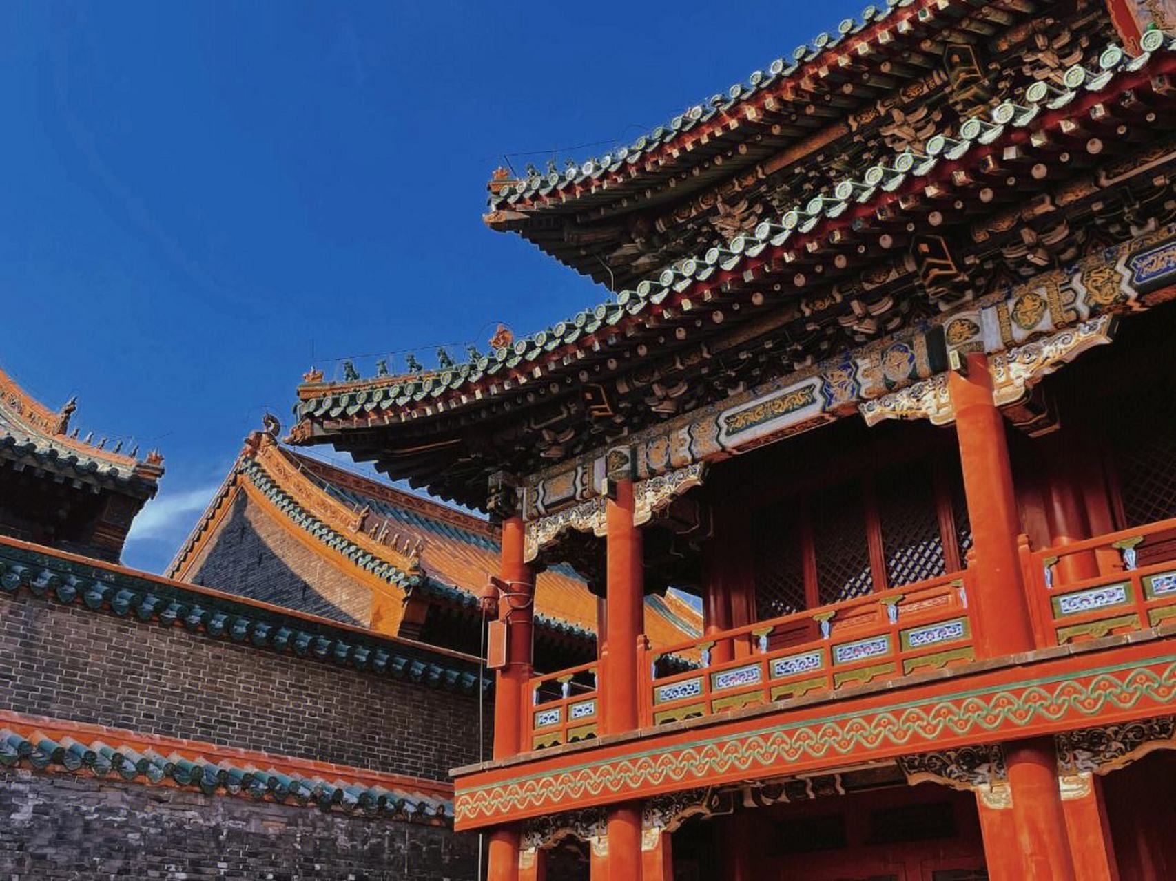 沈阳故宫是中国仅存的两大宫殿建筑群之一,又称盛京皇宫,始建于1625年