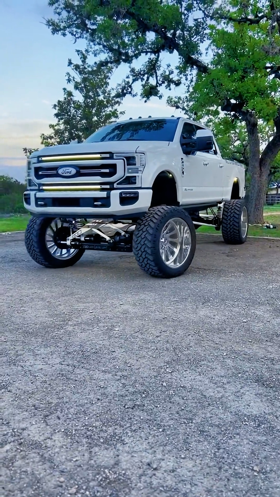 福特f250皮卡改装,前后自动升降