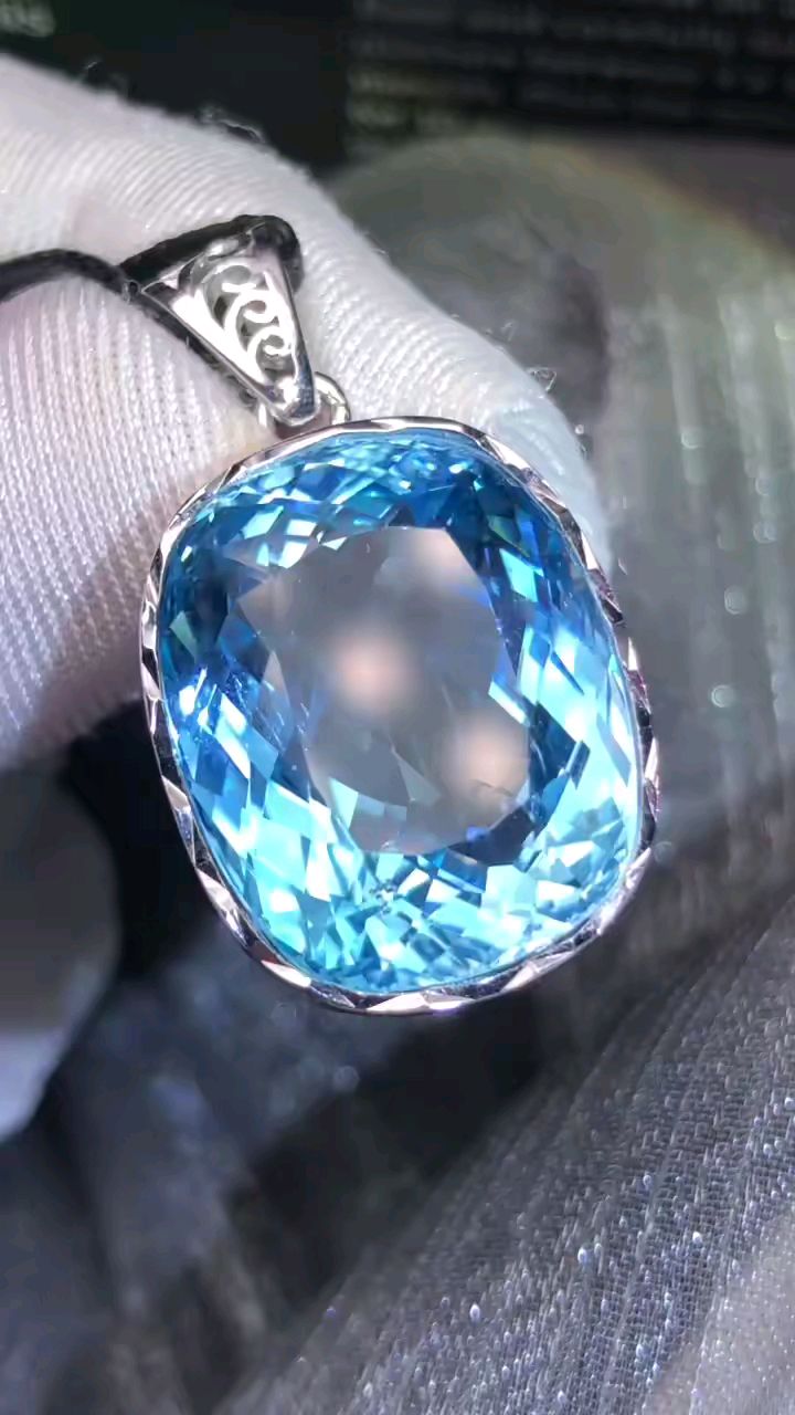 天然瑞士蓝帕托石