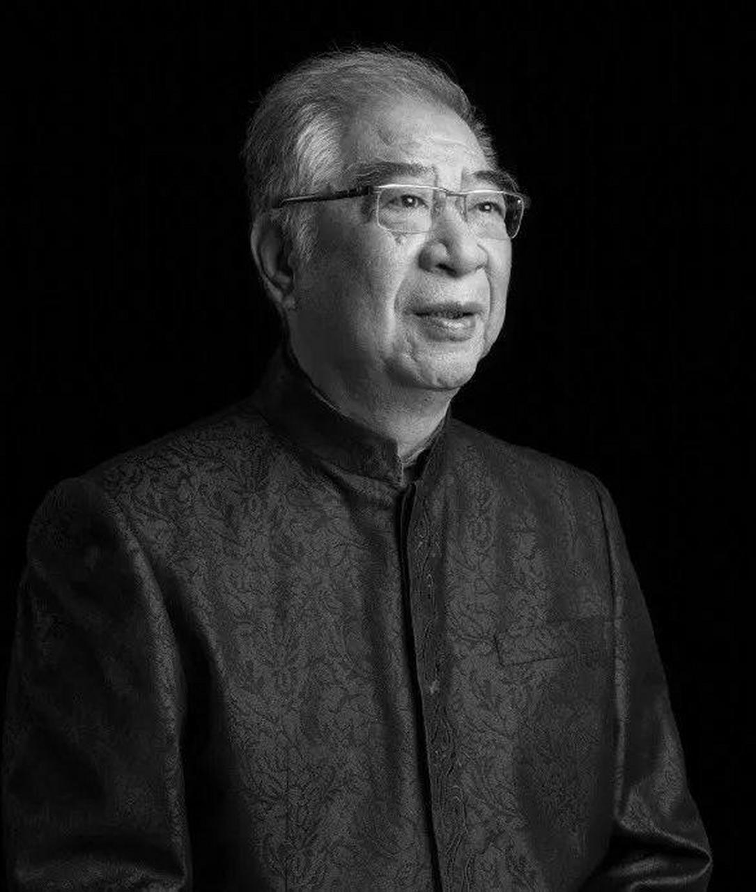 北京同仁堂施小墨中医馆馆长,京城四大名医施今墨之子,施门学术传人施