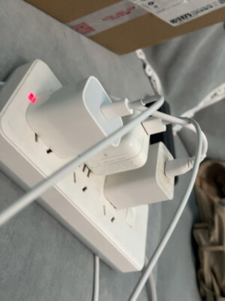 apple【a 会员专享】usb-c/雷霆3转lightning/闪电连接线快充线 (1 米