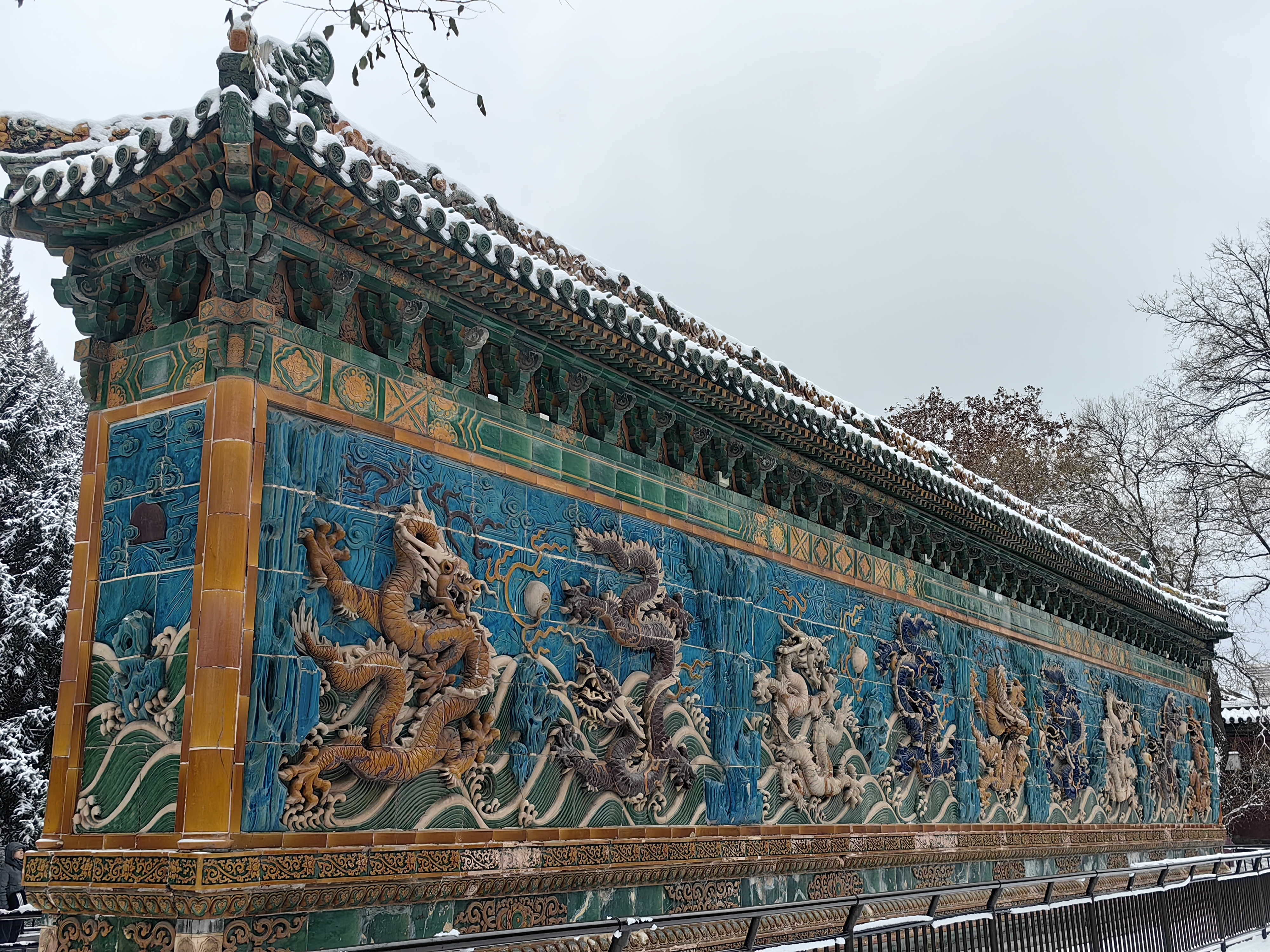 今天北京开启雪景模式 故宫闭馆 它们也很美