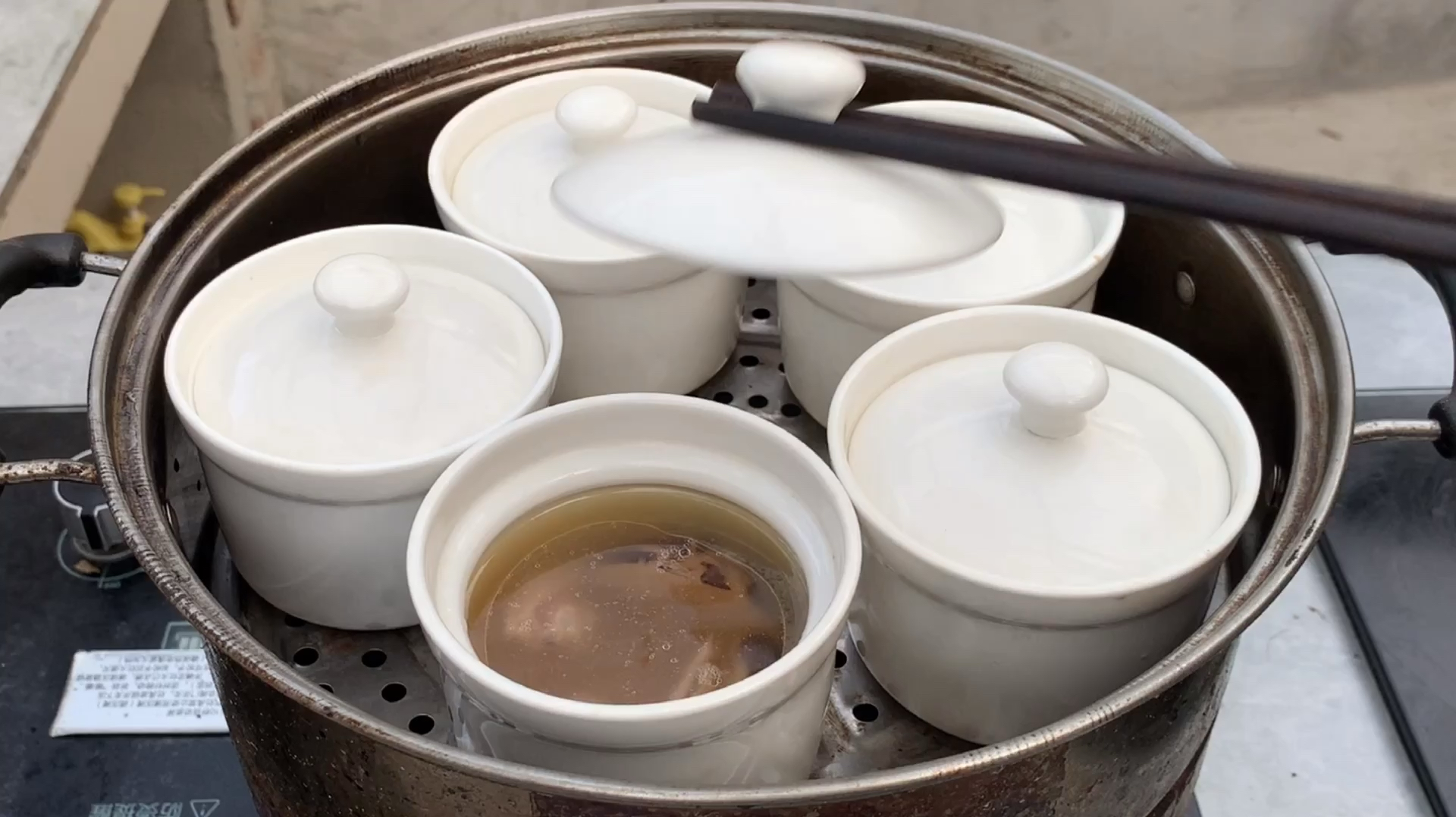 为什么广东人炖汤好喝？记住这两个配方，保你做的汤喝到渣都不剩