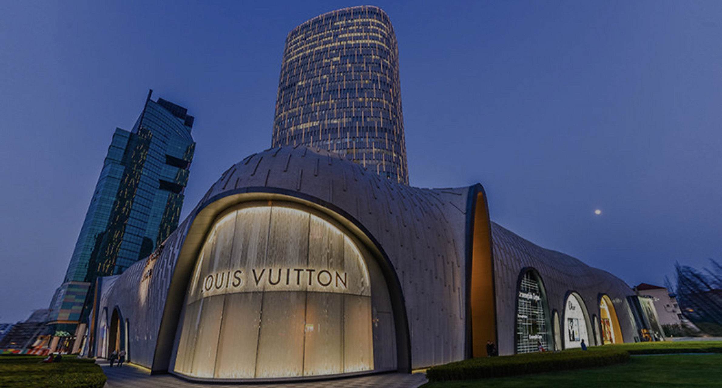 lvmh发布了一季度财报,第一季度营收同比增长17%至210.