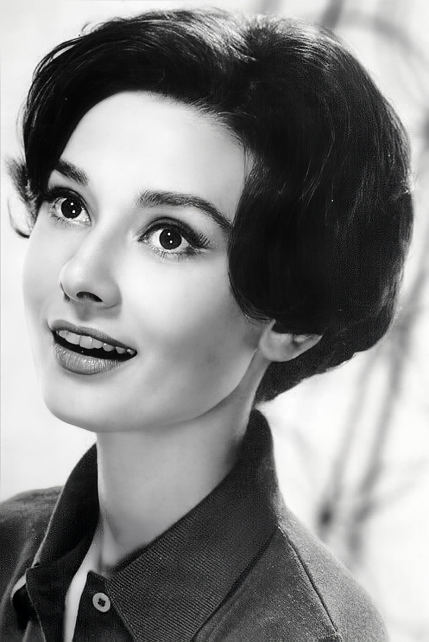 奥黛丽·赫本(audrey hepburn,1929年5月4日—1993年1月20日),出生于