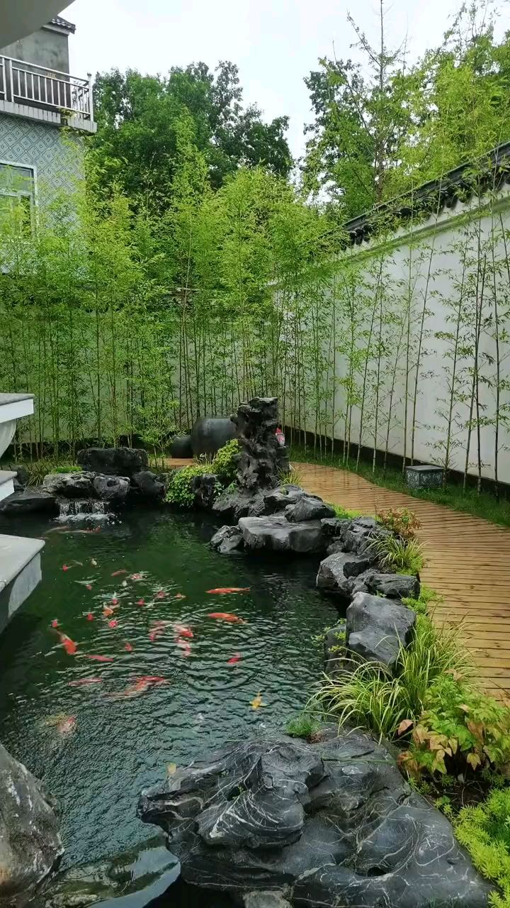 中式豪宅别墅假山鱼池绿化凉亭,环境优美,这就是生活啊!