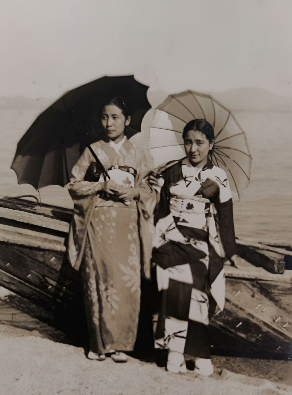 早期日本艺伎老照片.