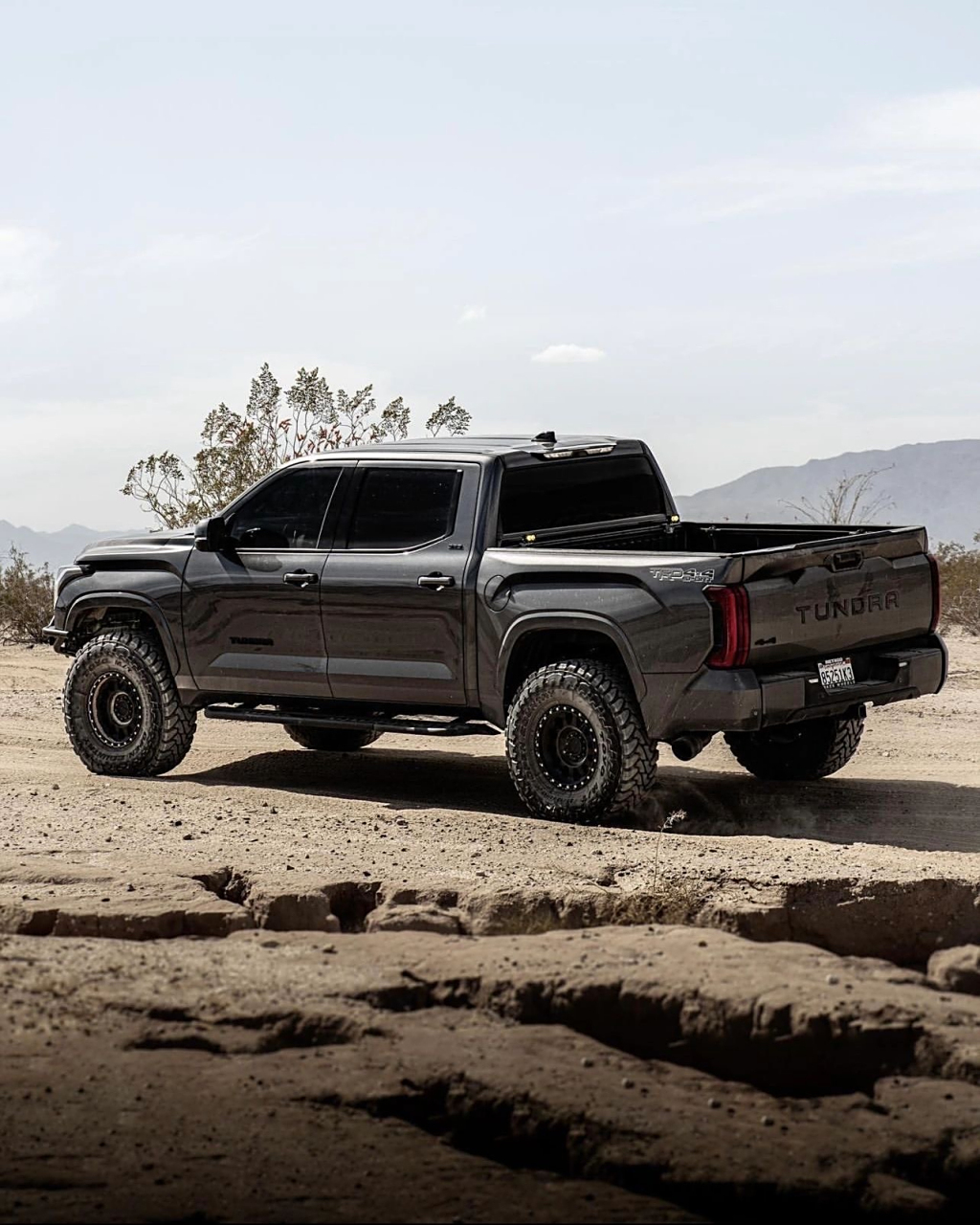 2022丰田坦途tundra sr5 trd 4x4,坦途全尺寸皮卡已逐渐成了福特,通用