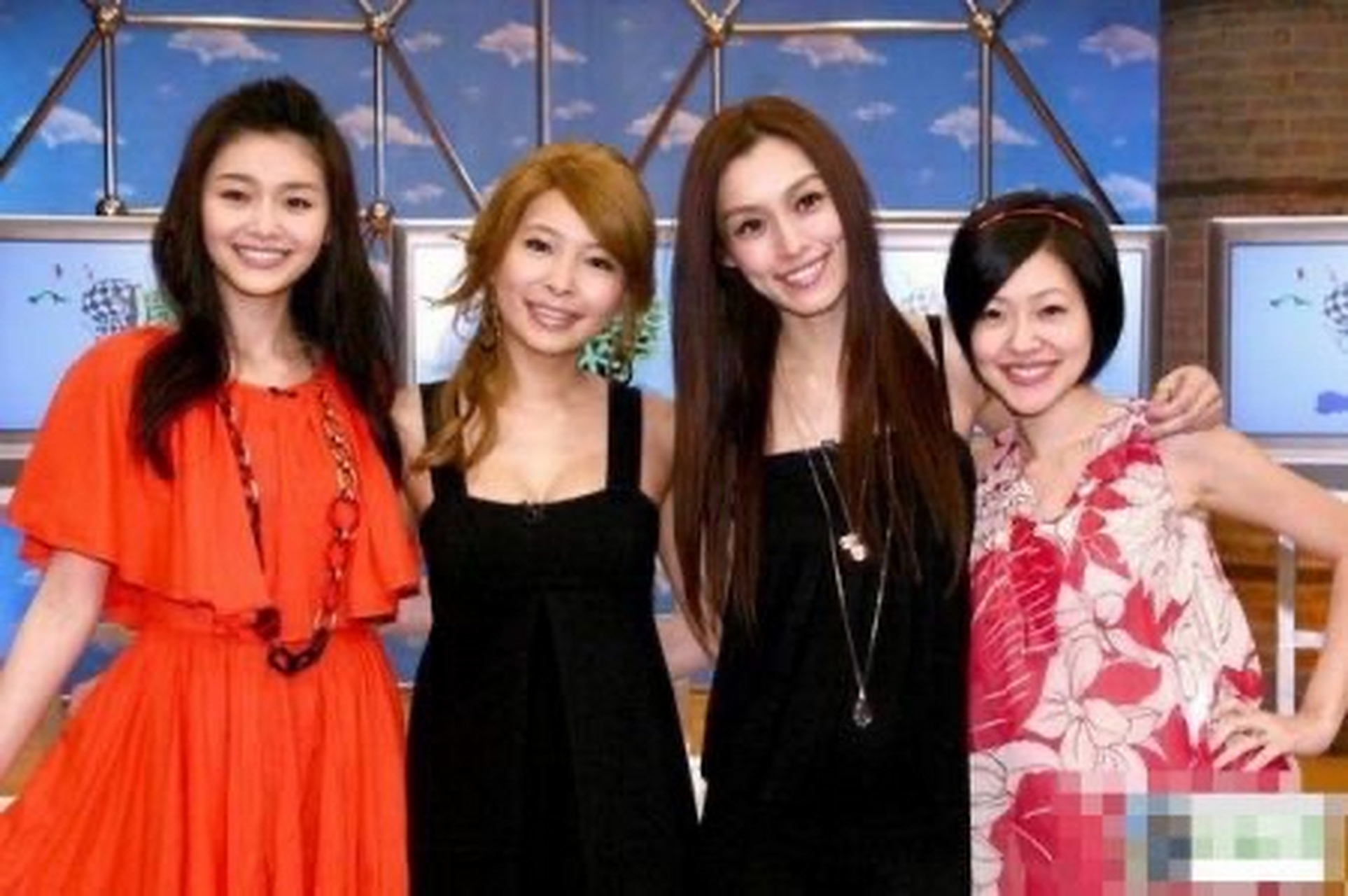 (七仙女:大s,小s,阿雅,范晓萱,范玮琪,吴佩慈,makiyo)