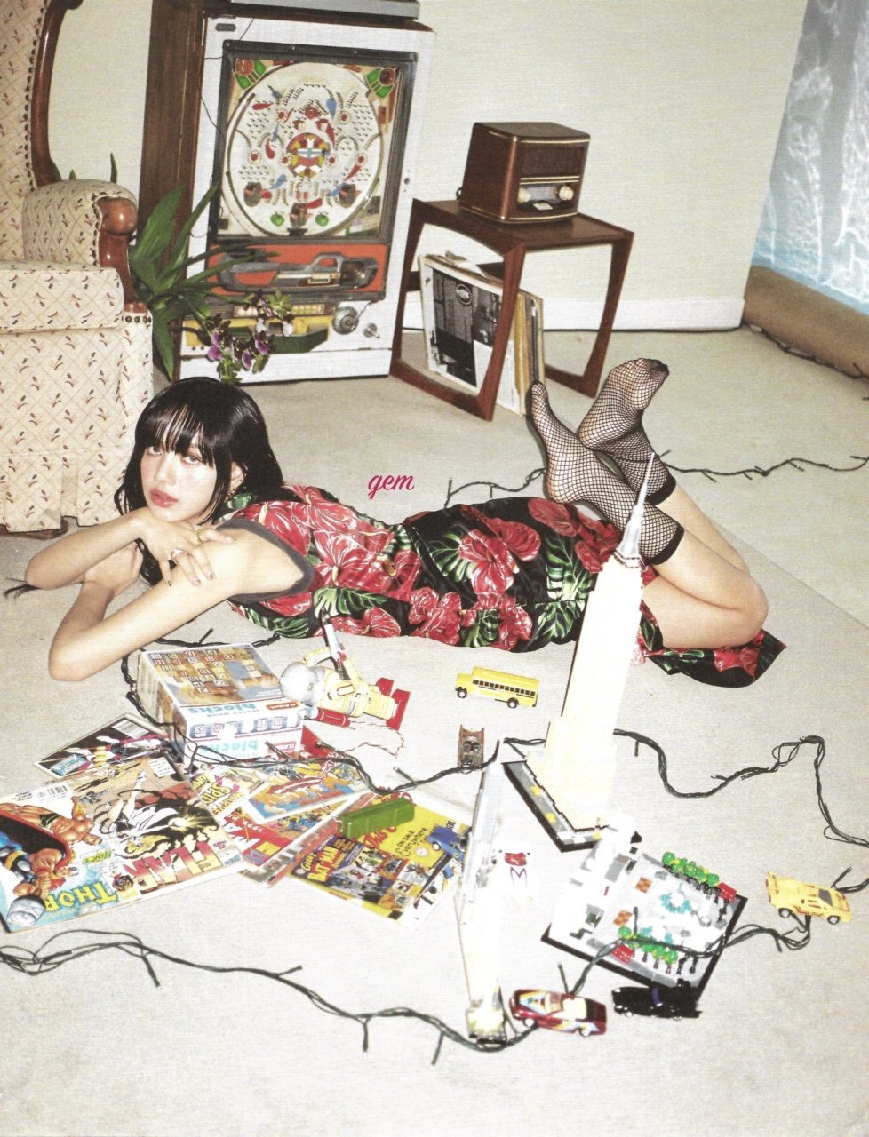 lisa  黑丝网袜美腿玉足