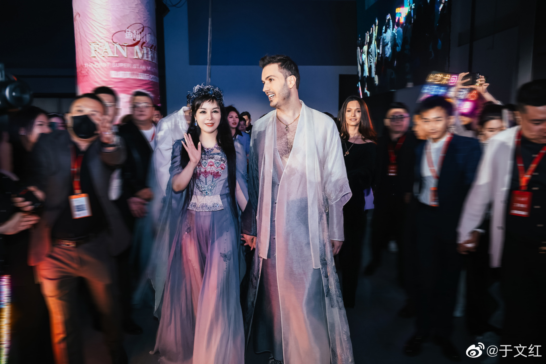 虞美人集团董事长于文红,独立女性代表,妥妥的人生赢家呀,事业