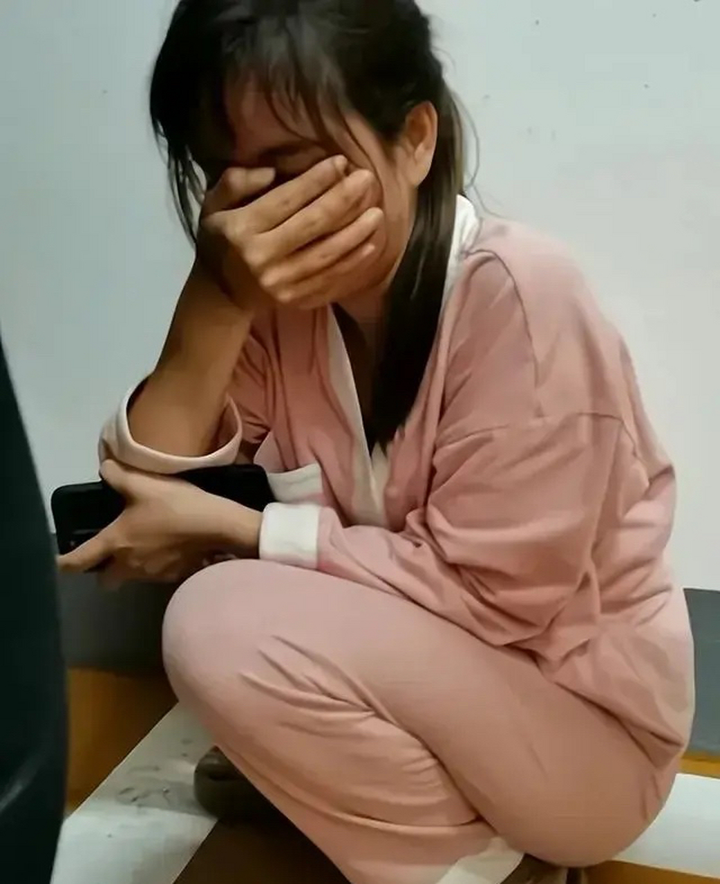 "说什么也没发生,谁信呢?