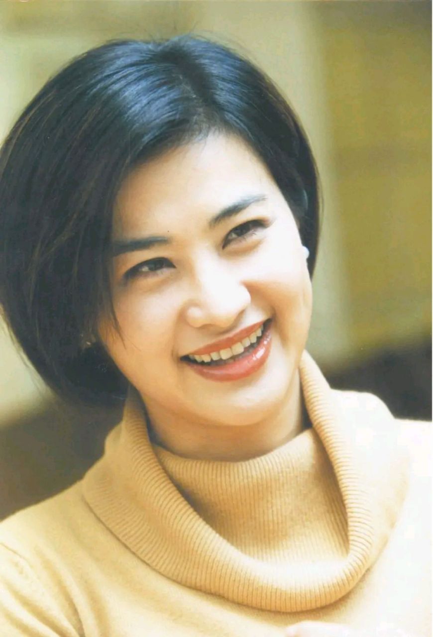 2005年,凤凰卫视的主持人吴小莉,突然得知自己在浙江还有一个亲哥