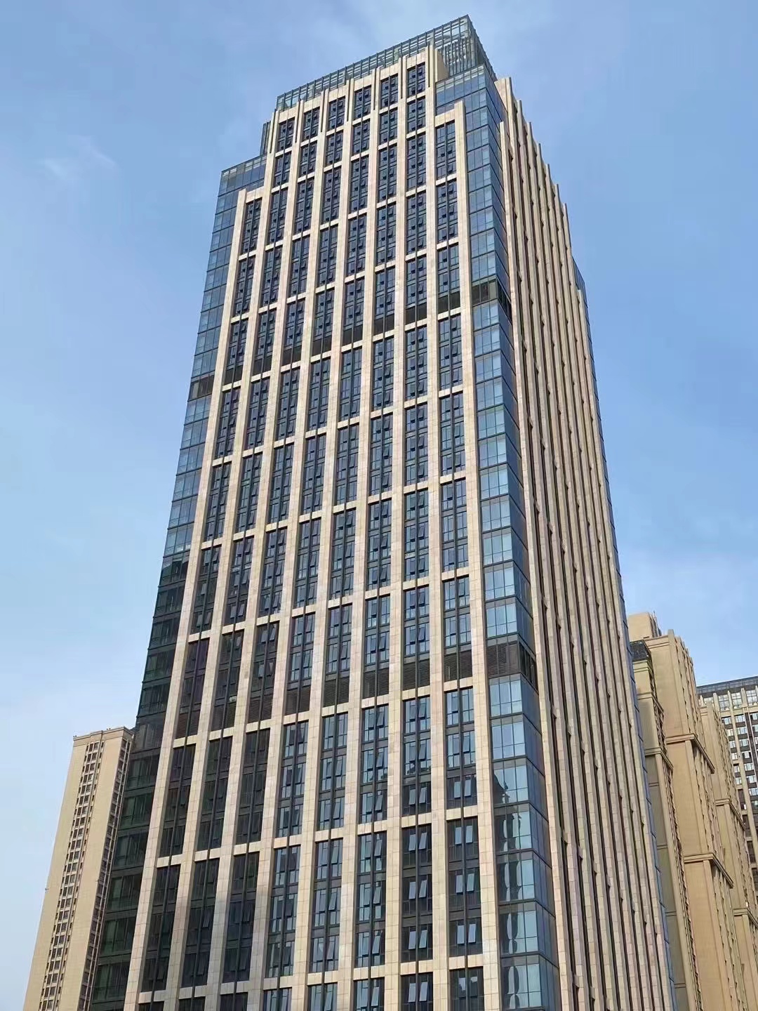 光谷泷悦国际大厦——欢迎你