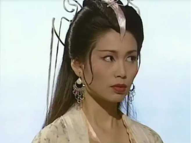 前tvb花旦冯晓文现状惊艳!素颜取外卖接地气 皮肤状态赞