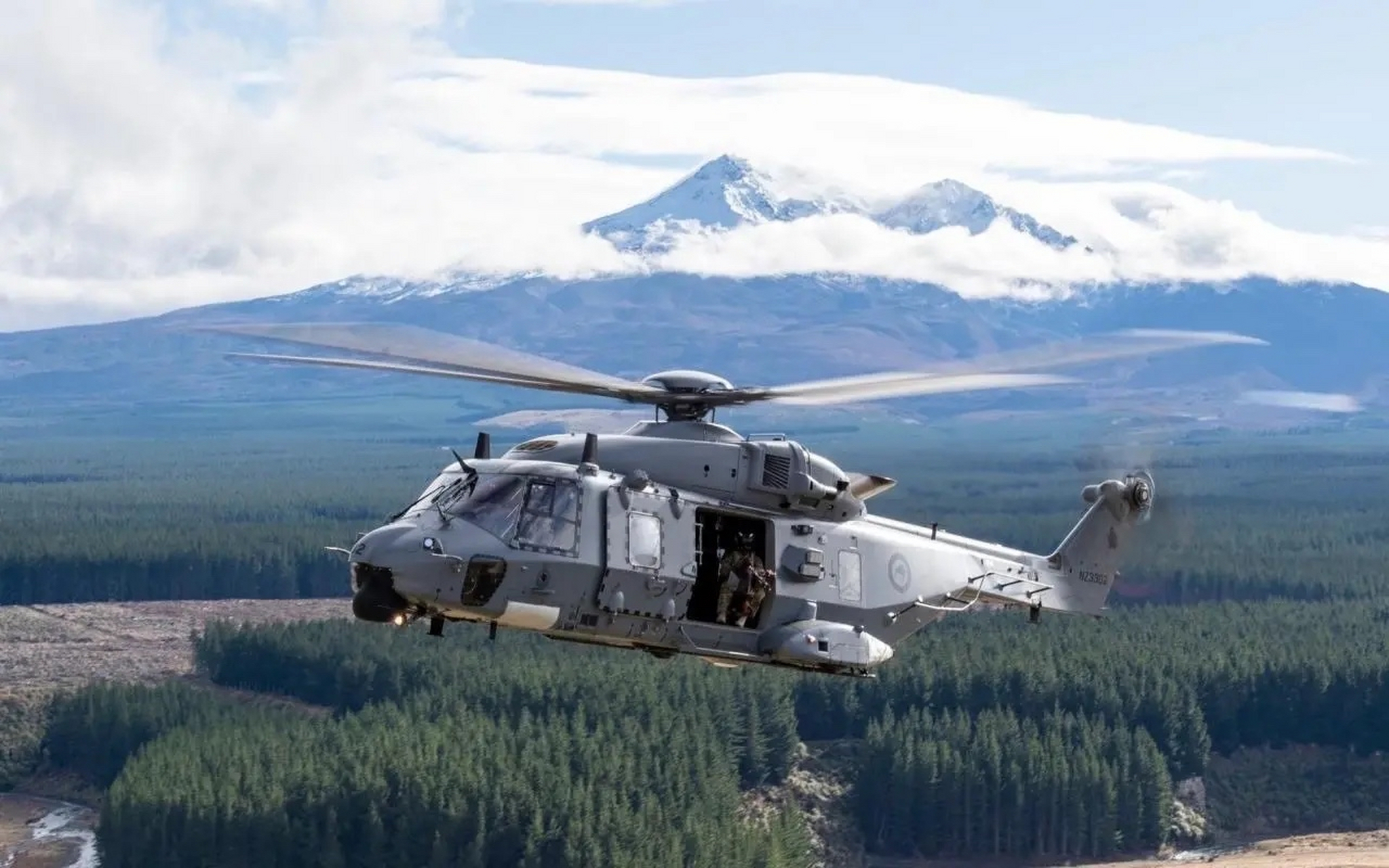新西兰空军nh90直升机,颜值没得说,就是太娇气!