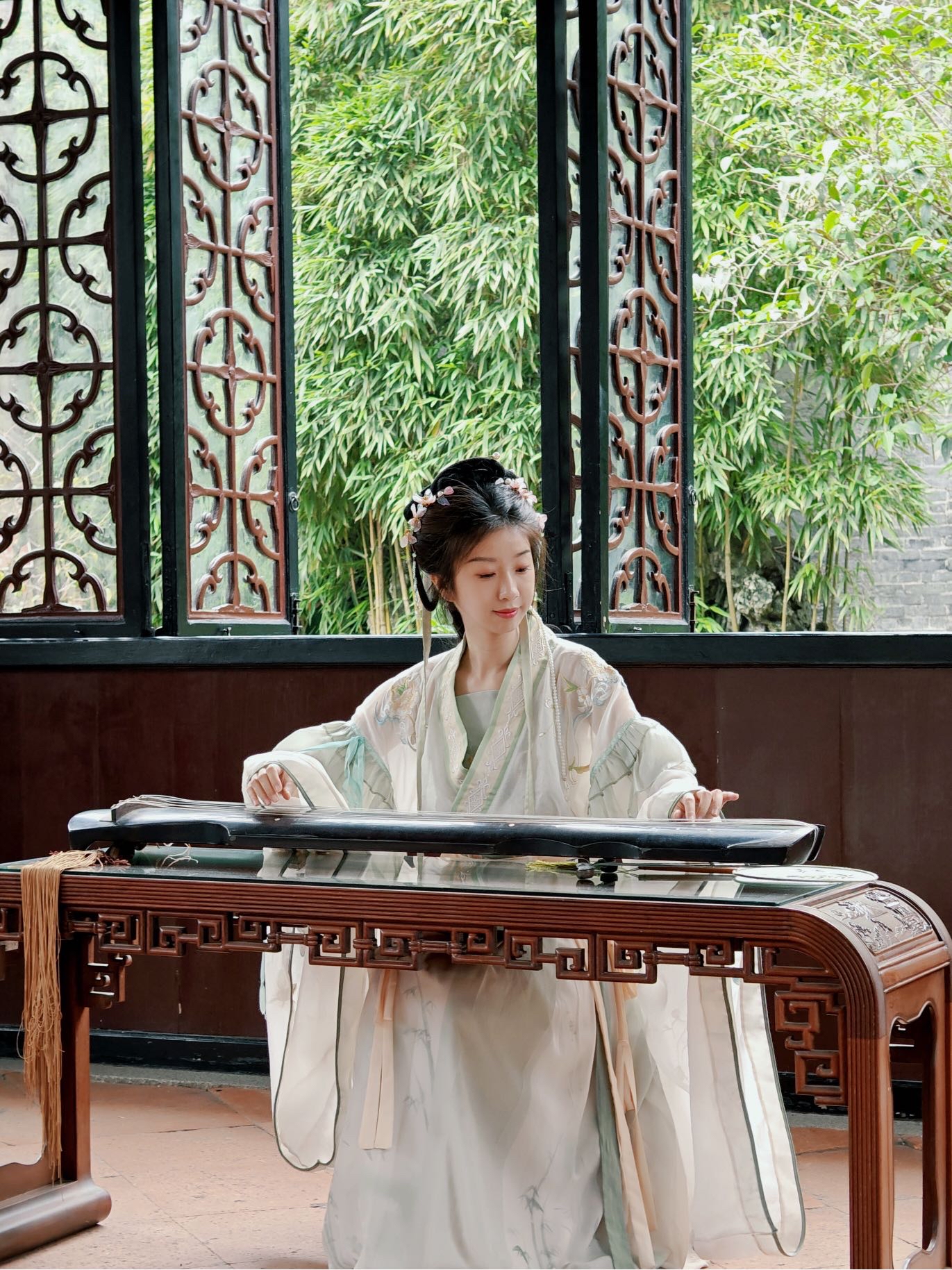 手机怎么拍汉服|简单的汉服拍摄姿势