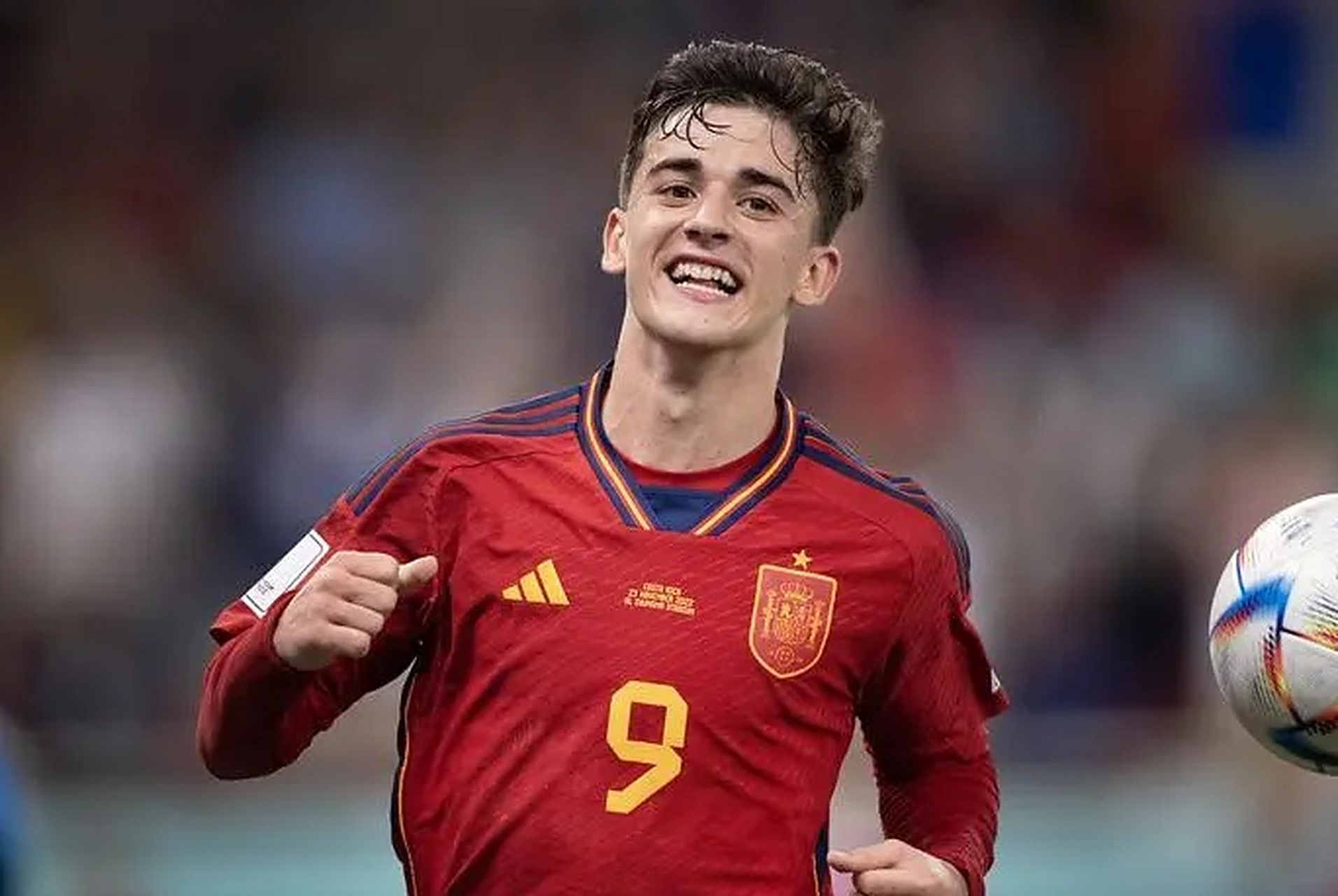 现役足坛球员颜值排行榜! 1.低配小贝格拉利什 2.