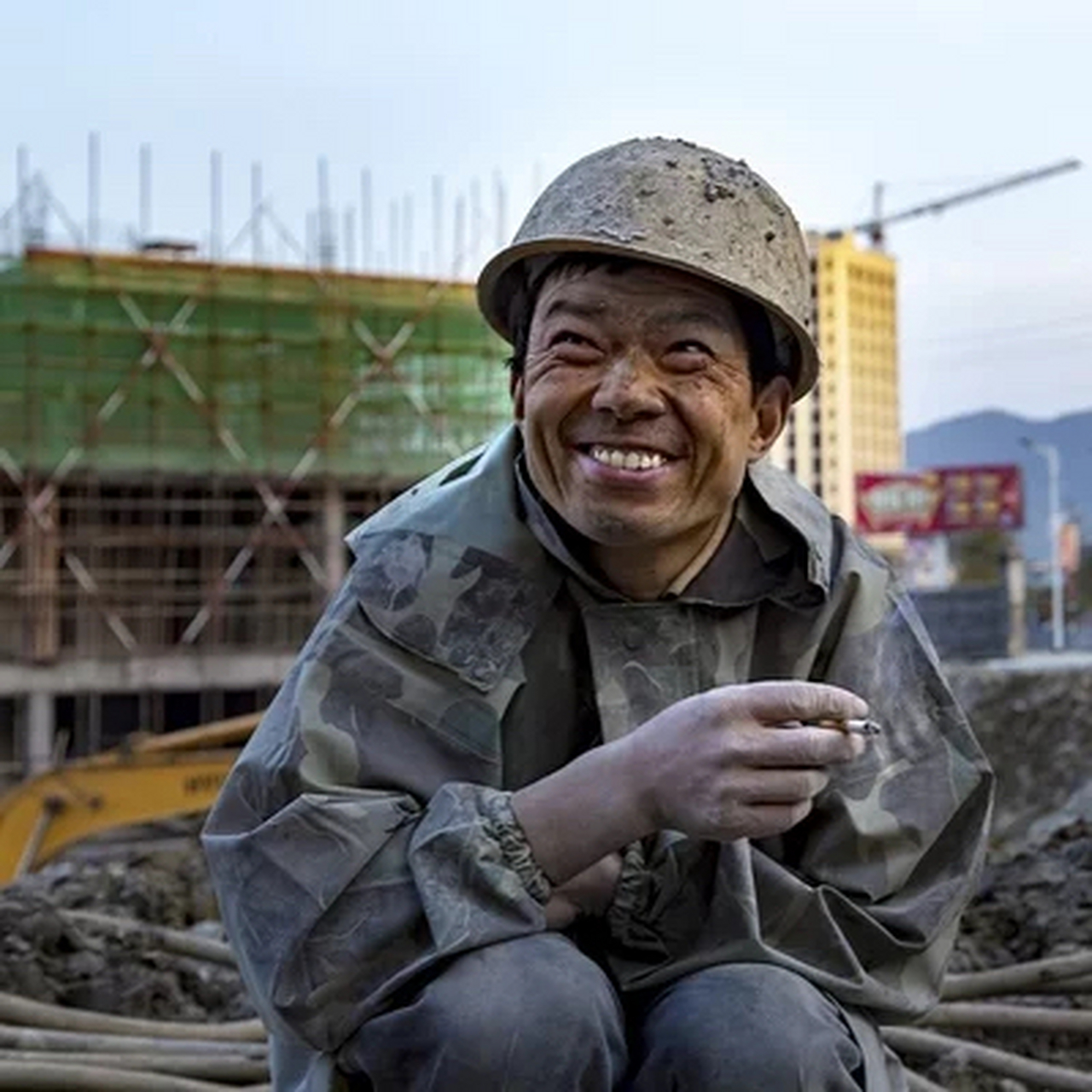 他们说:我们赚的都是血汗钱,辛苦钱,不舍得浪费.