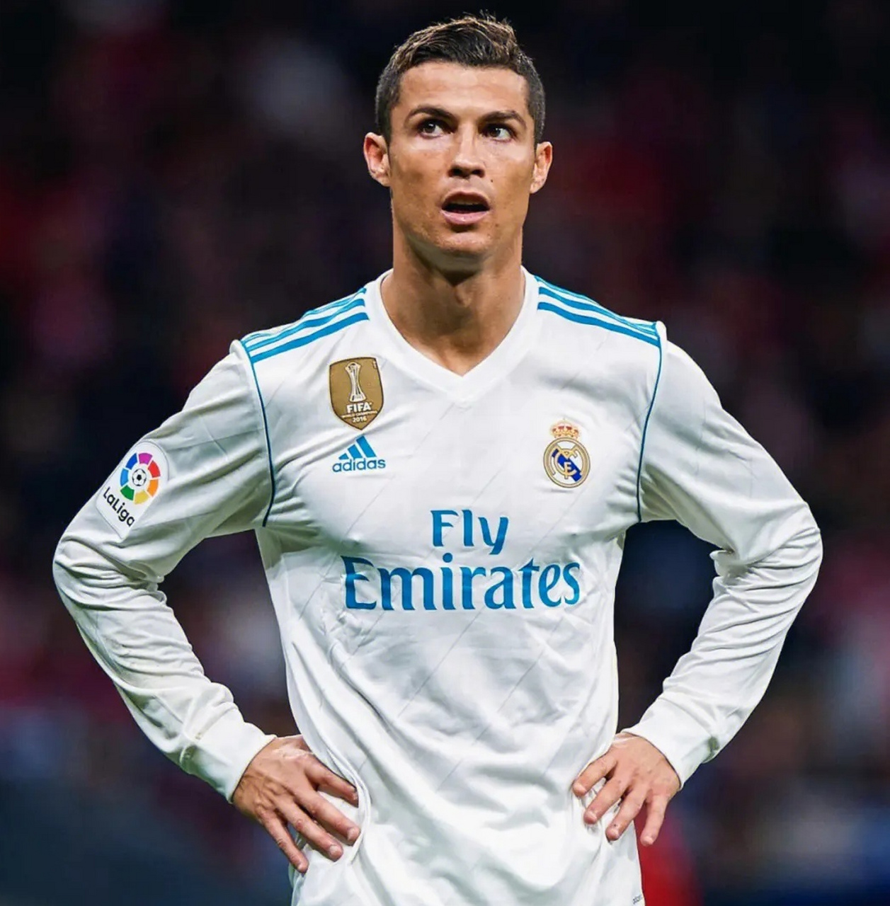 拜仁,盖德穆勒,611场568球 4.曼城,阿圭罗,390场260球 5.