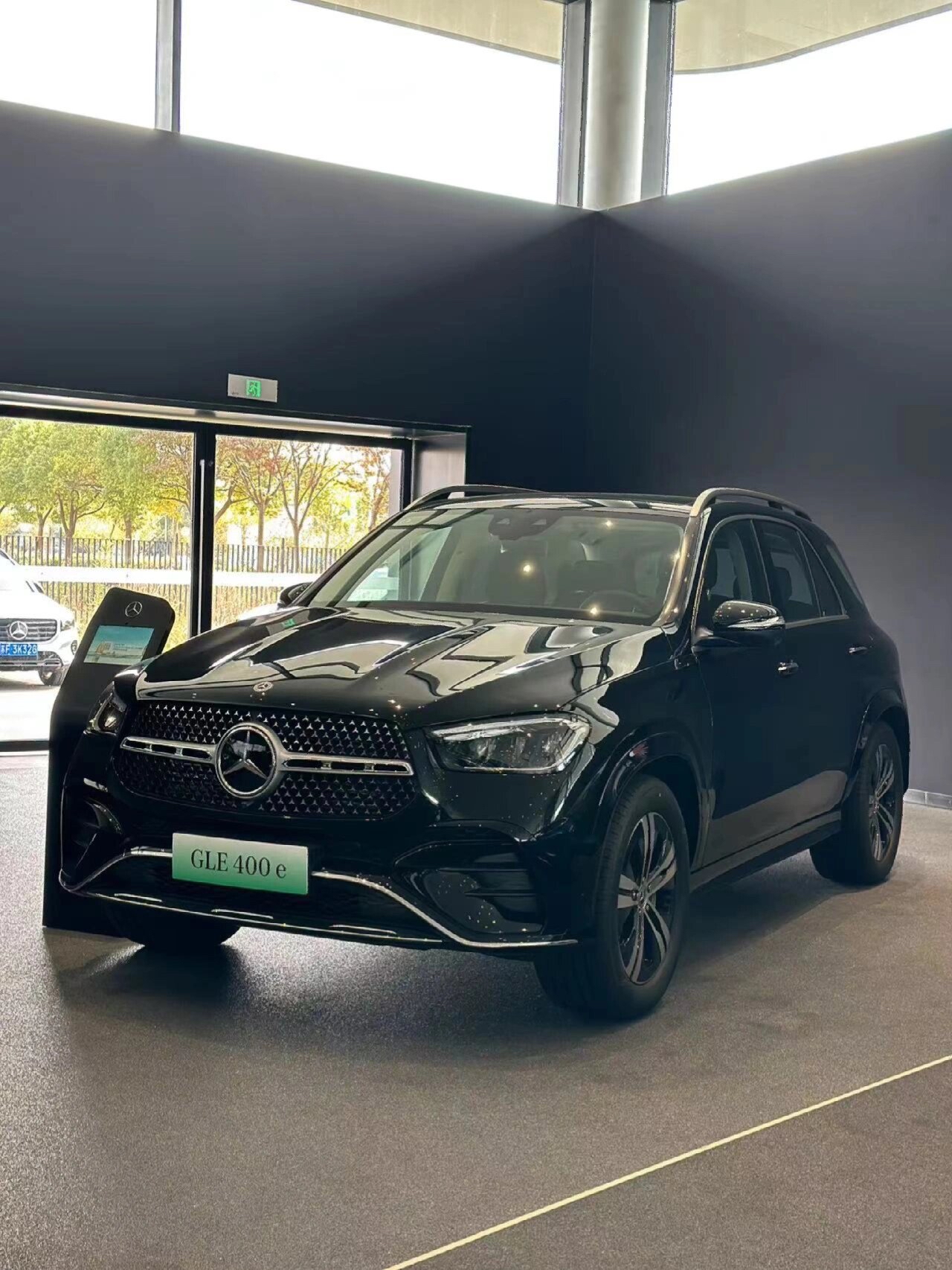 奔驰e350el车价