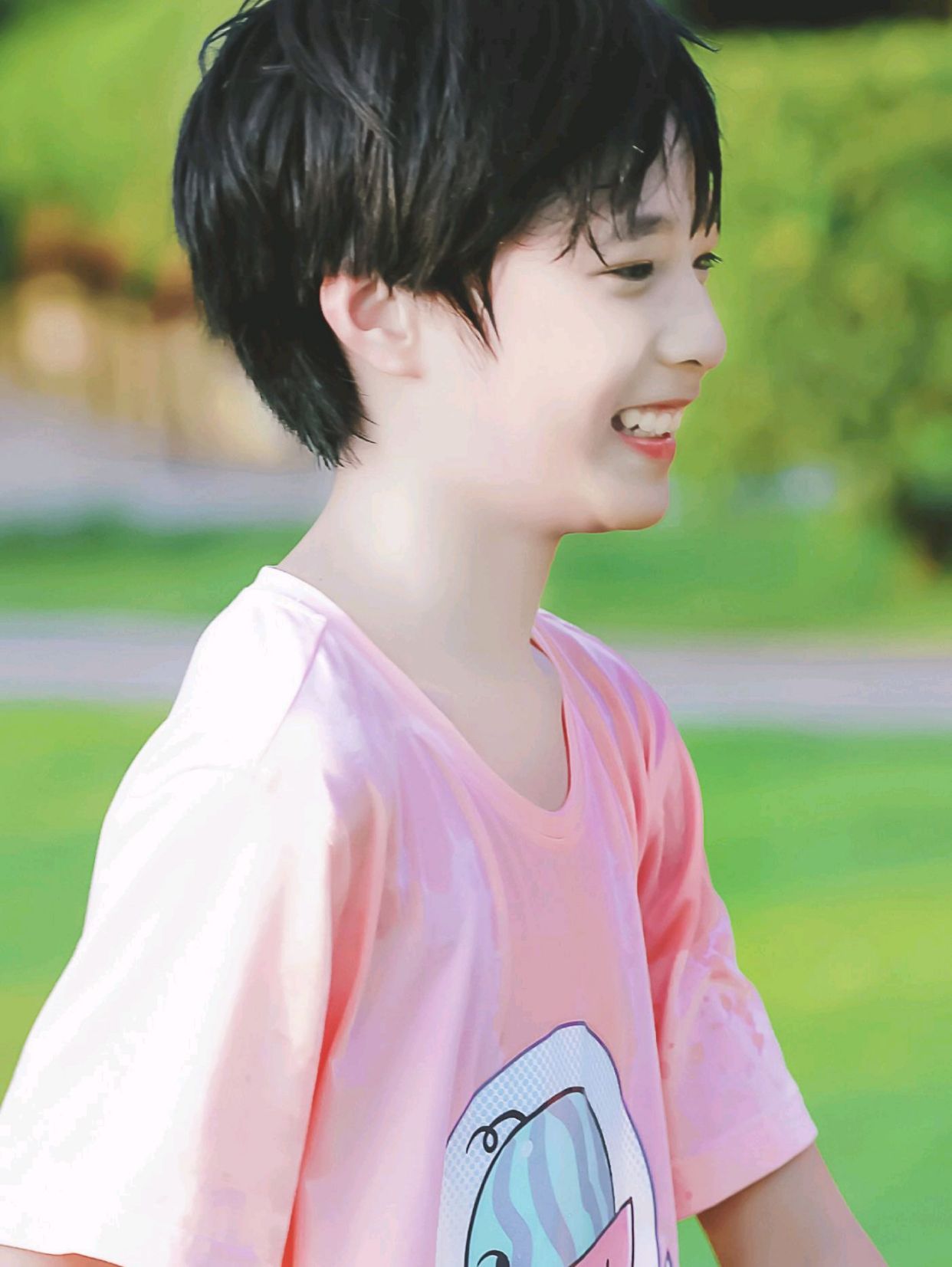 狼崽刘耀文图集,儿童期好可爱