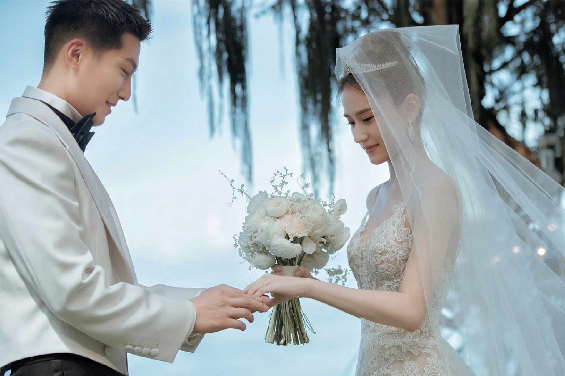 竇驍告訴所有人,男明星的盡頭是和富家女結婚.