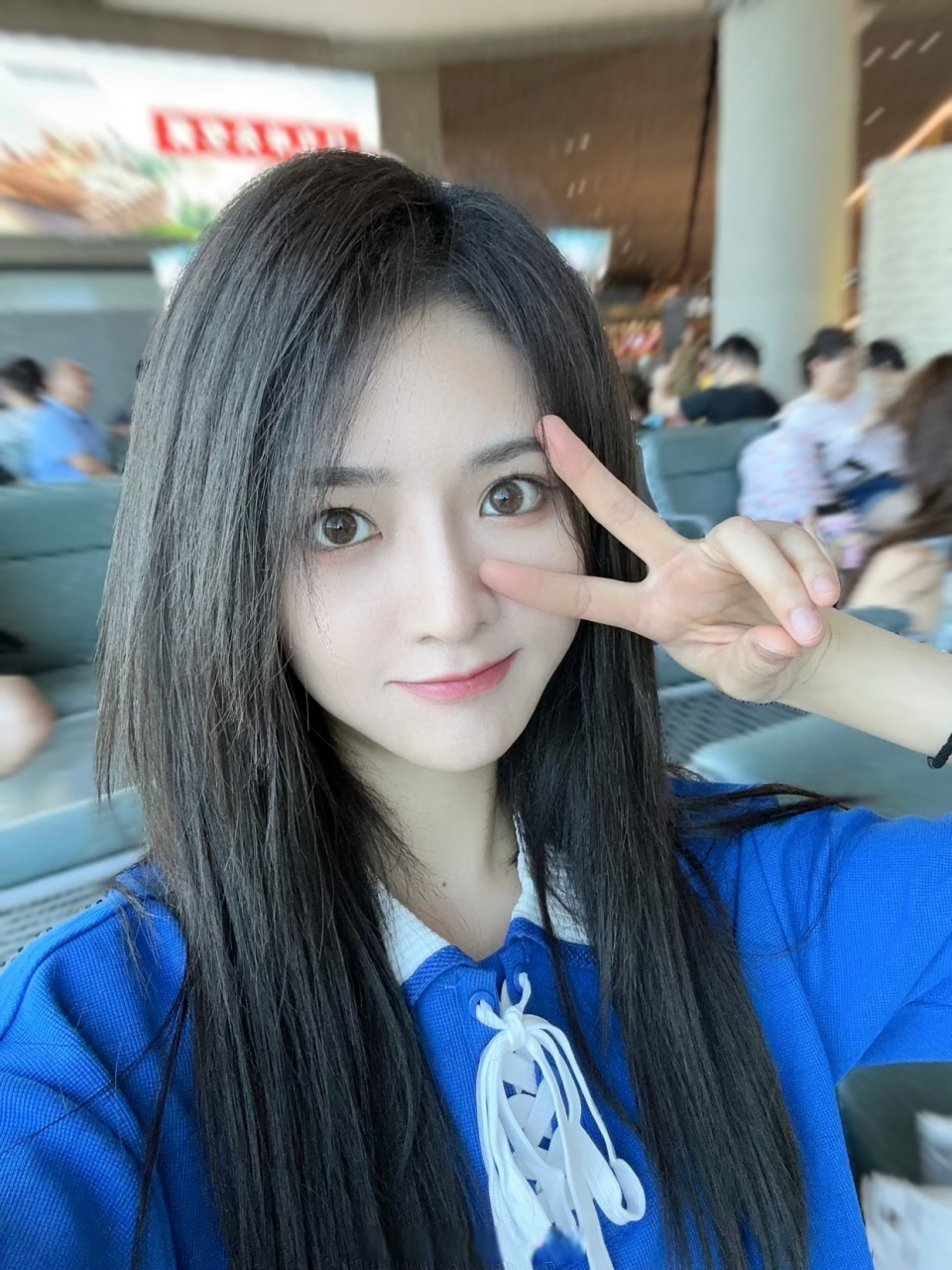 漂亮小姐姐的臭美自拍