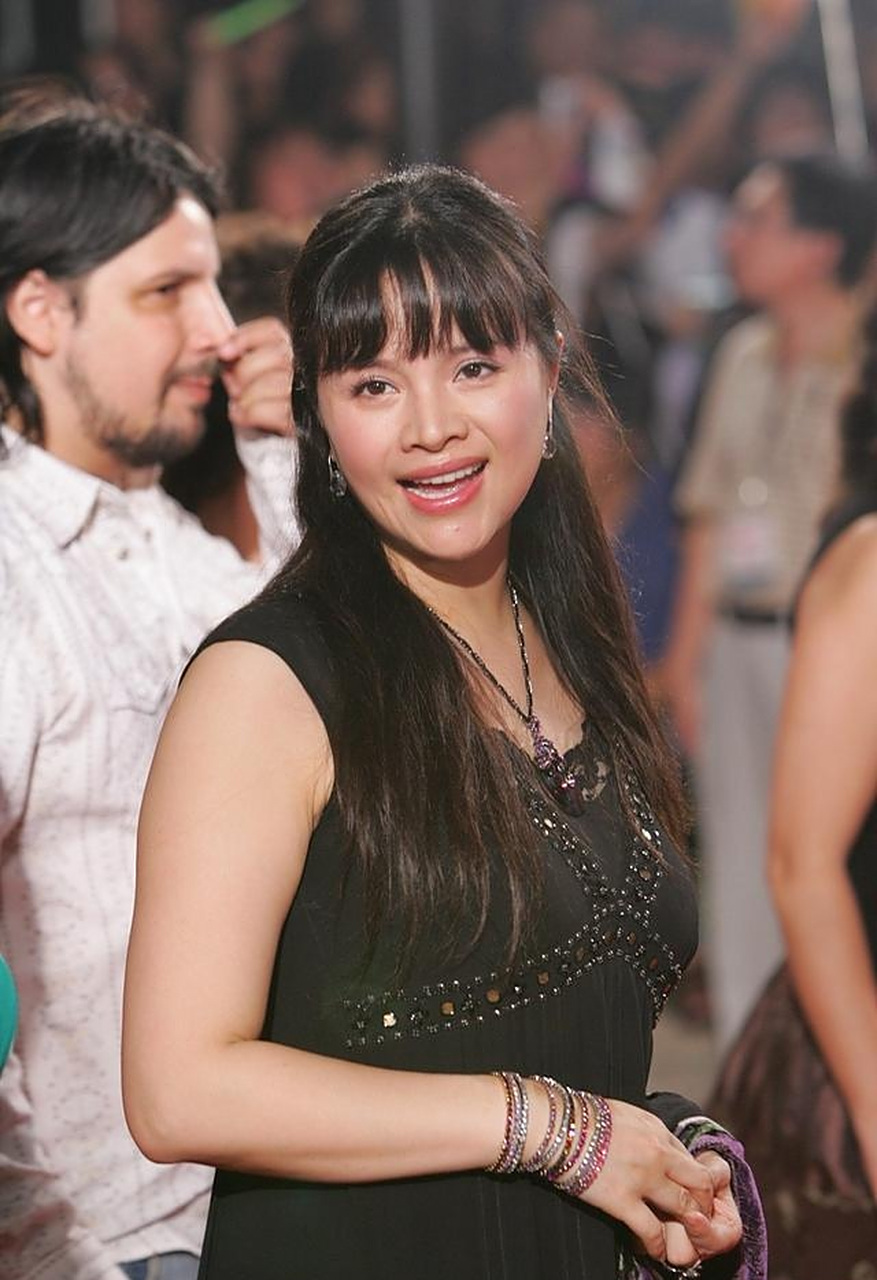 石兰,1967年8月出生于江西南昌,中国内地女演员,毕业于北京广播学院.