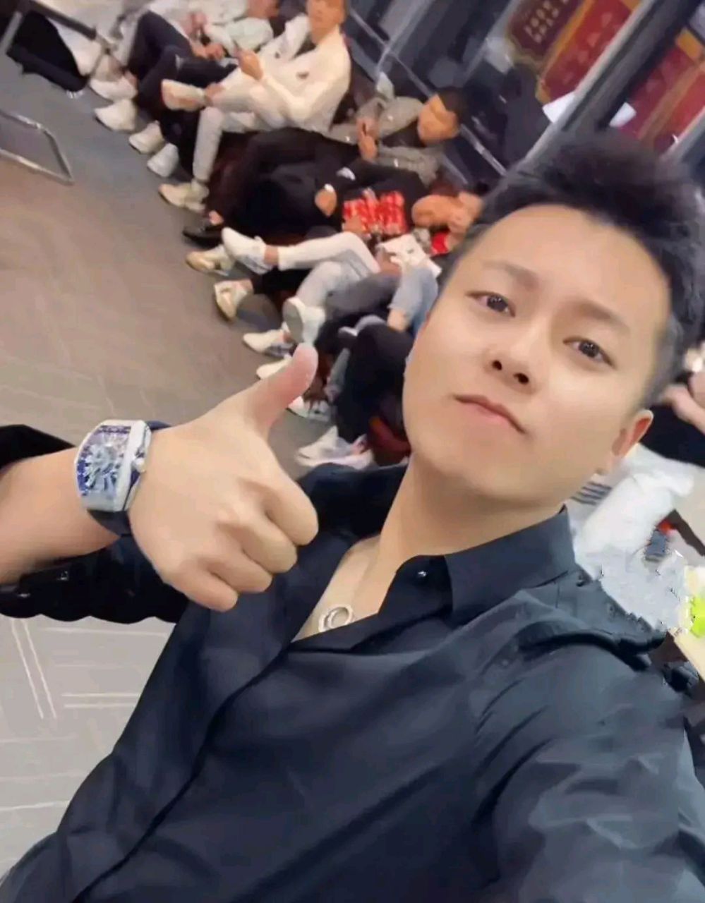 安徽抖音网红胜仔,真实名字叫汪德剩,年龄三十岁