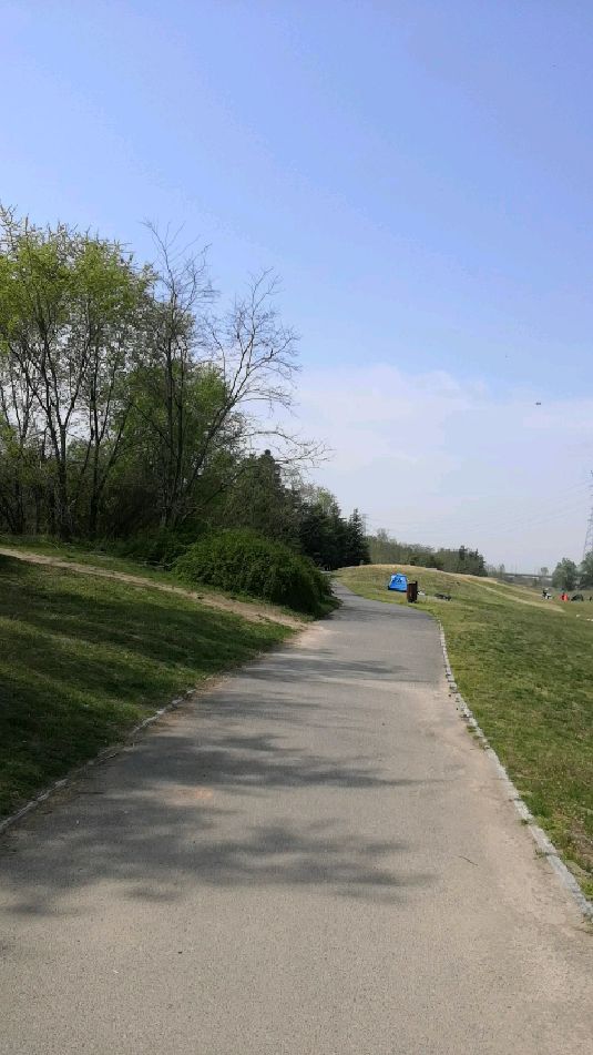 西安市渭河城市运动公园,溜娃的好地方