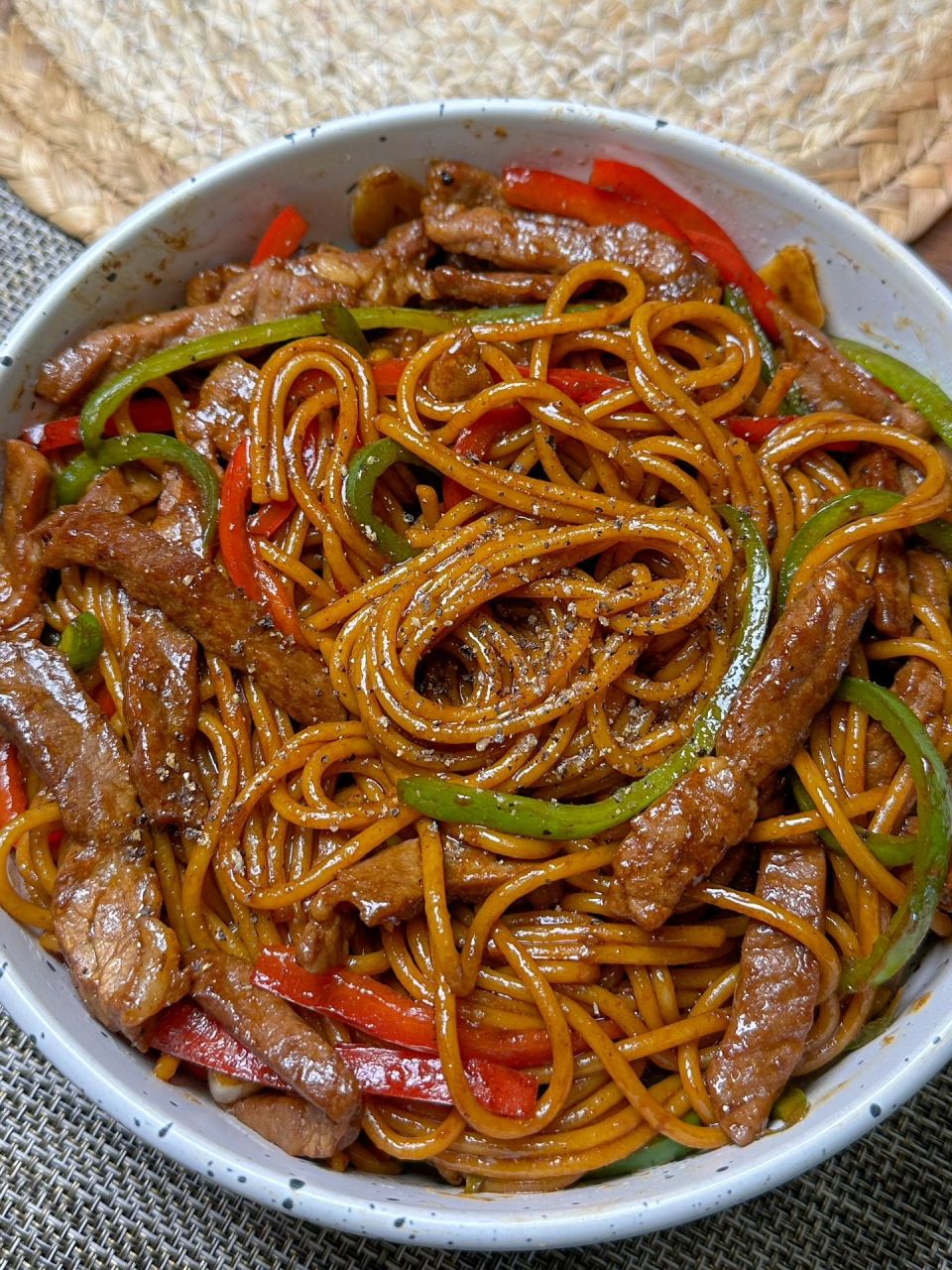 香哭哭的黑胡椒牛柳意面!怎么可以这么好吃!